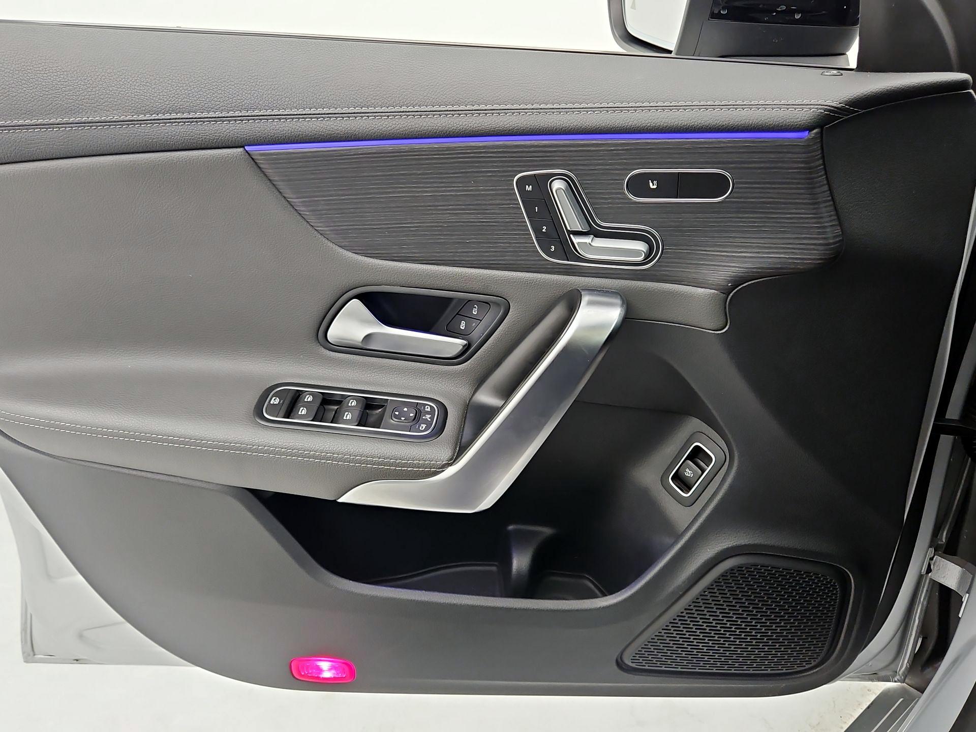 Thumbnail: 2022 Mercedes-Benz CLA - 12