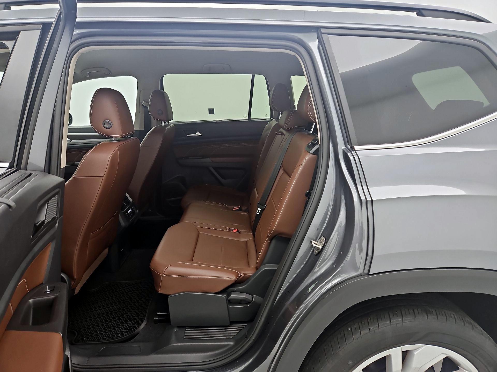 Thumbnail: 2023 Volkswagen Atlas - 19