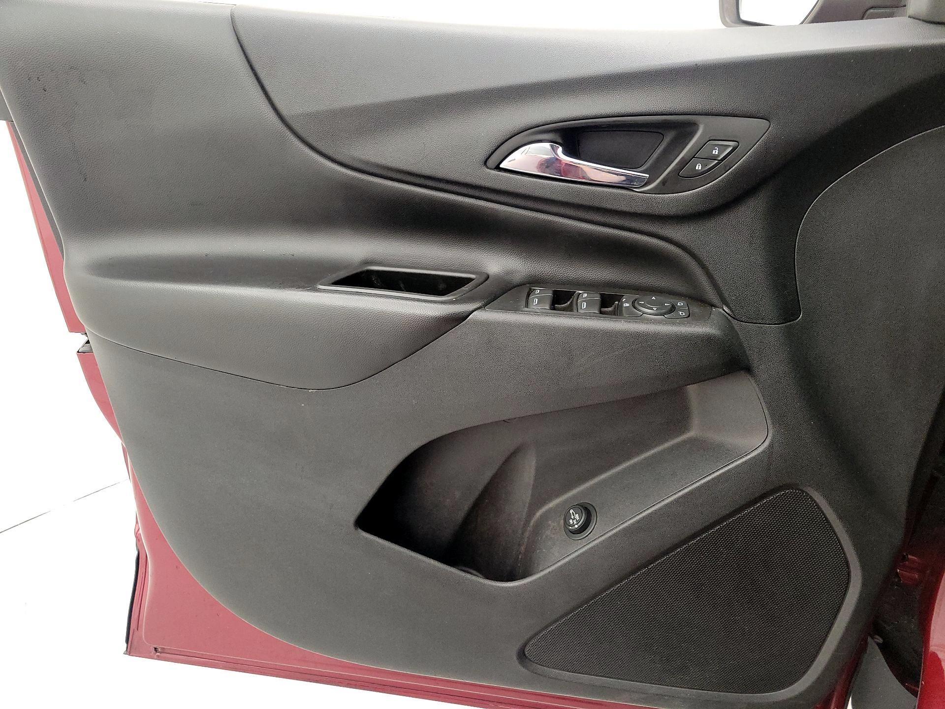 Thumbnail: 2020 Chevrolet Equinox - 12