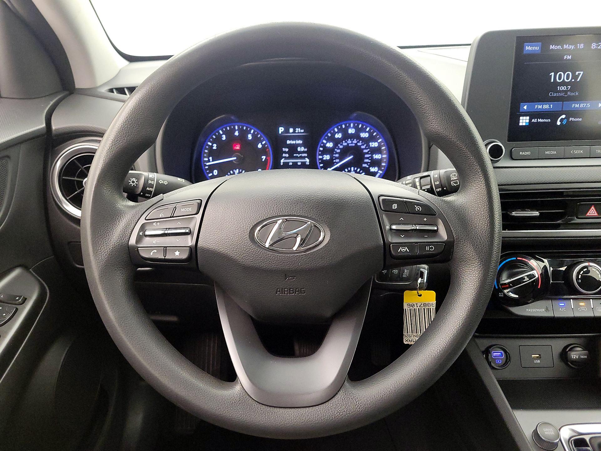 Thumbnail: 2022 Hyundai Kona - 10