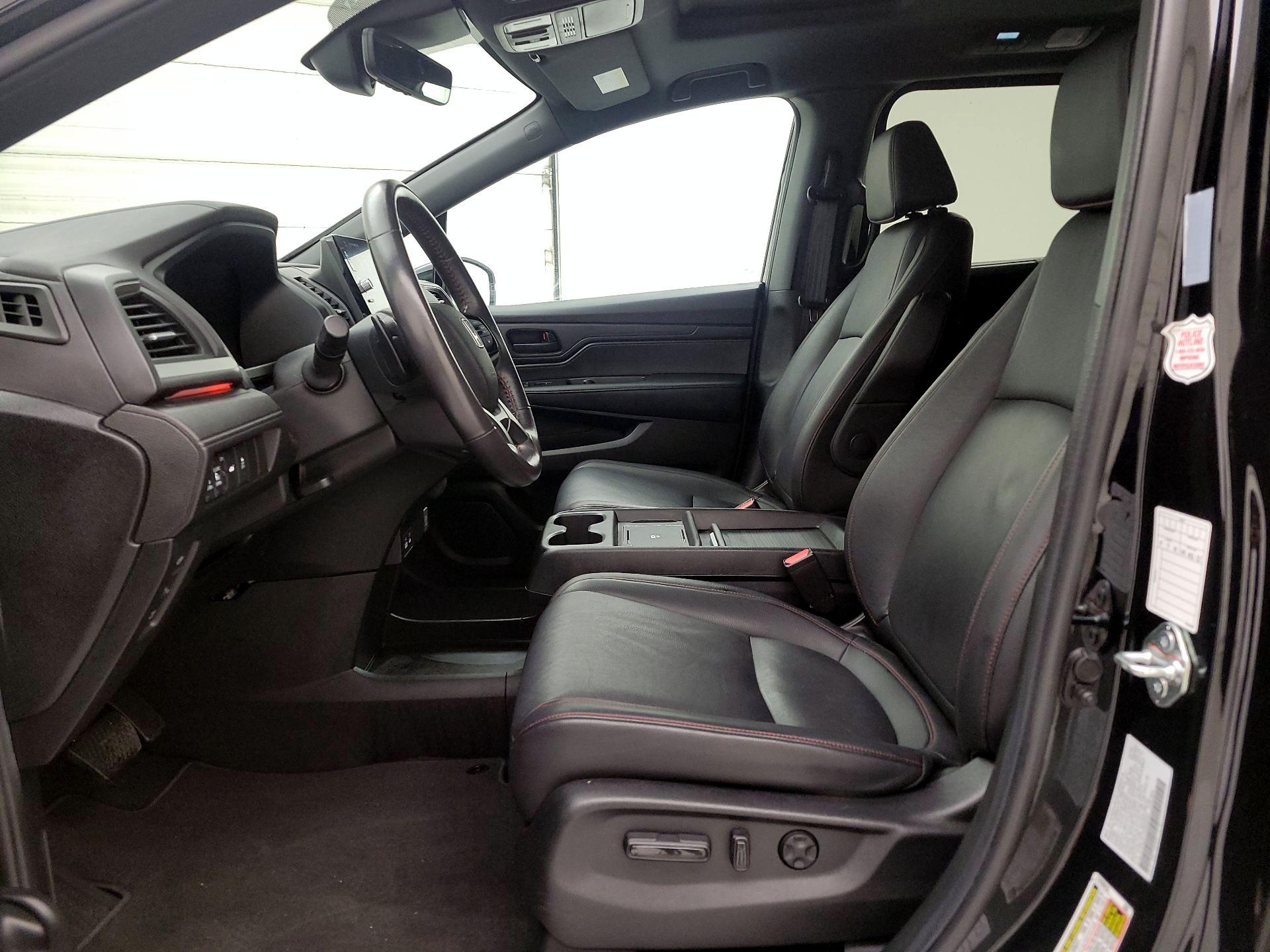 Thumbnail: 2025 Honda Odyssey - 11