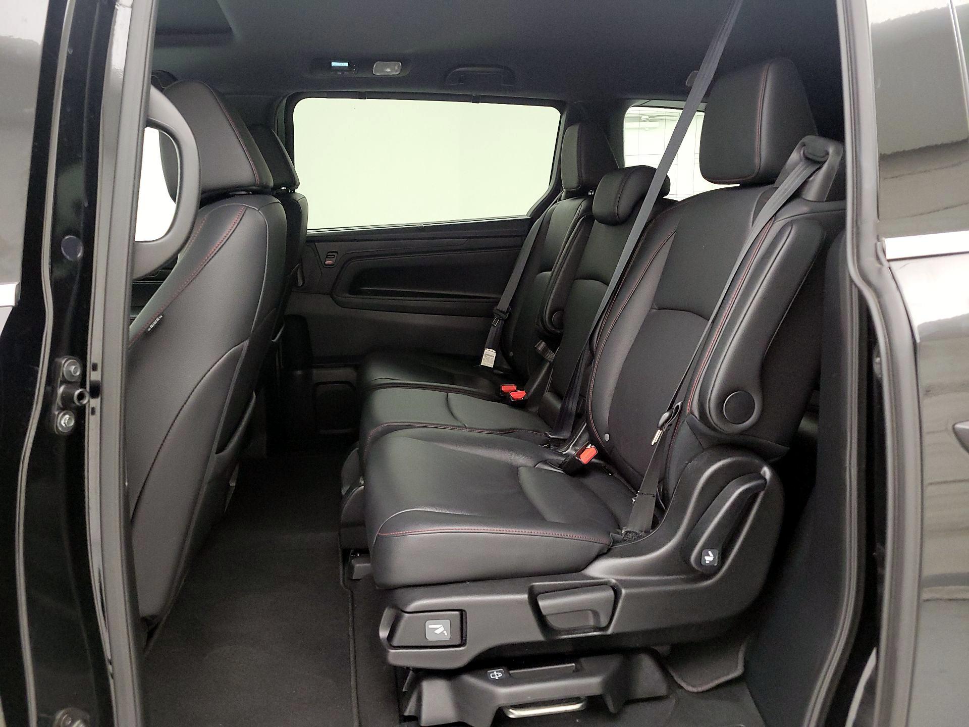 Thumbnail: 2025 Honda Odyssey - 19