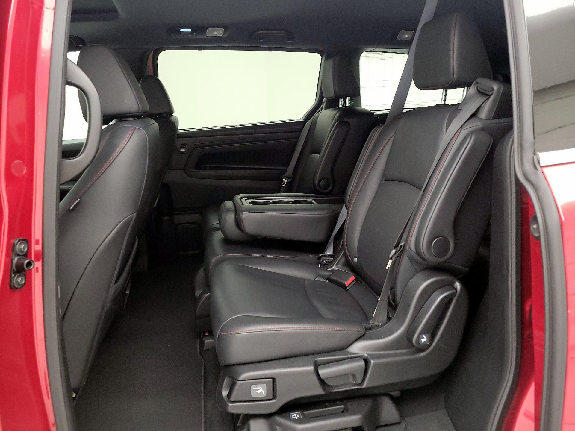 Thumbnail: 2025 Honda Odyssey - 19