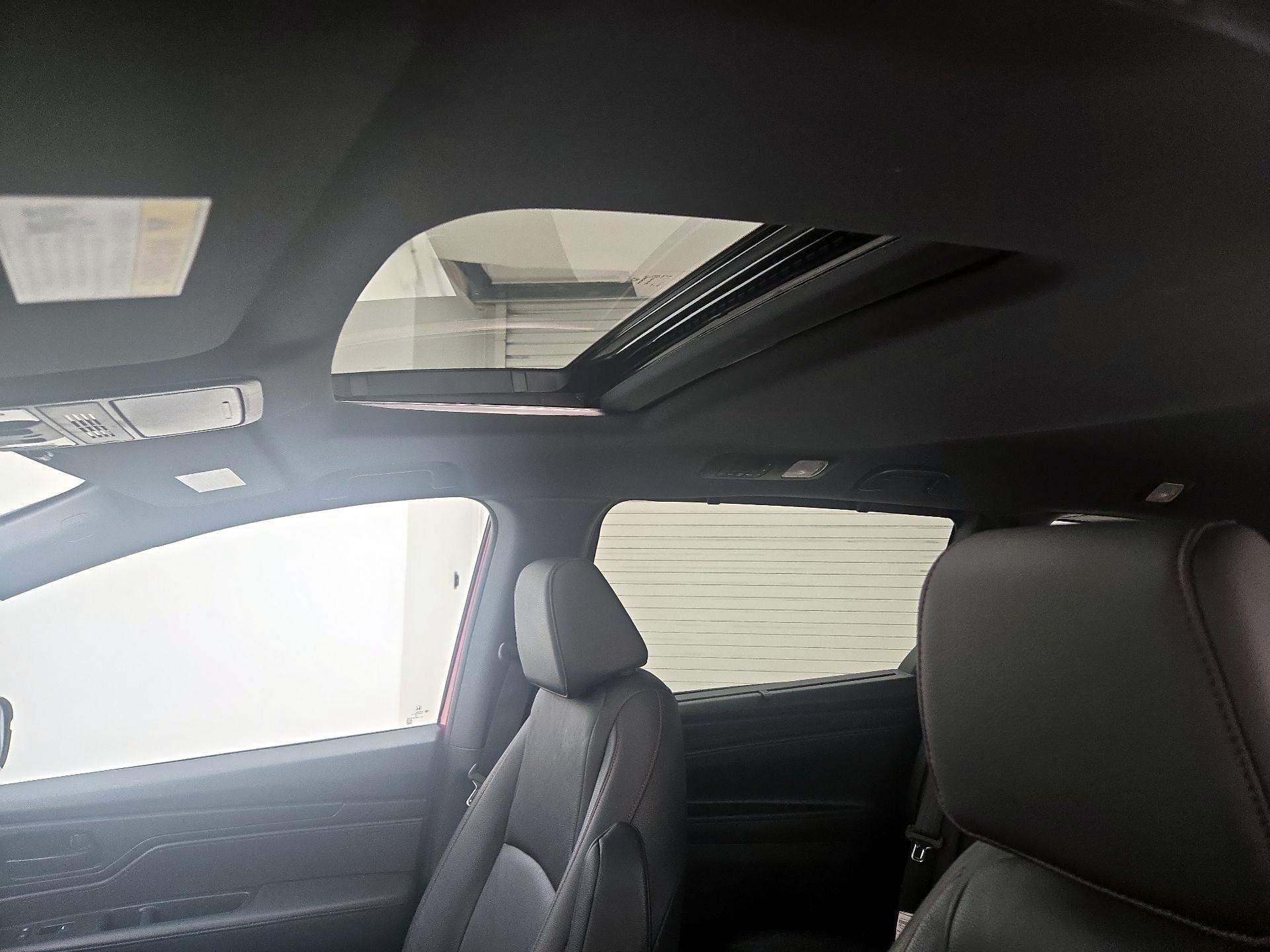 Thumbnail: 2025 Honda Odyssey - 19