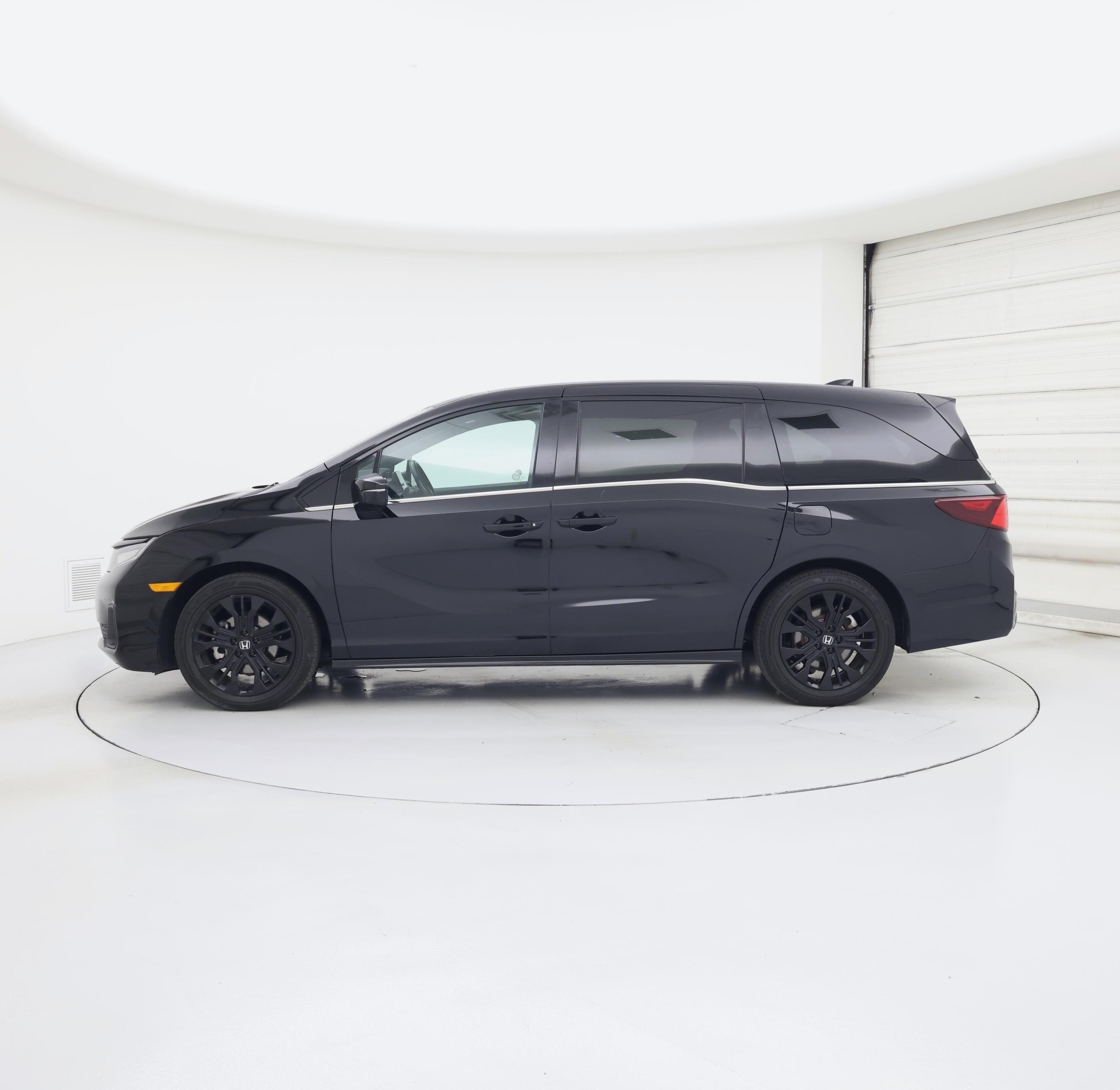 Thumbnail: 2025 Honda Odyssey - 3