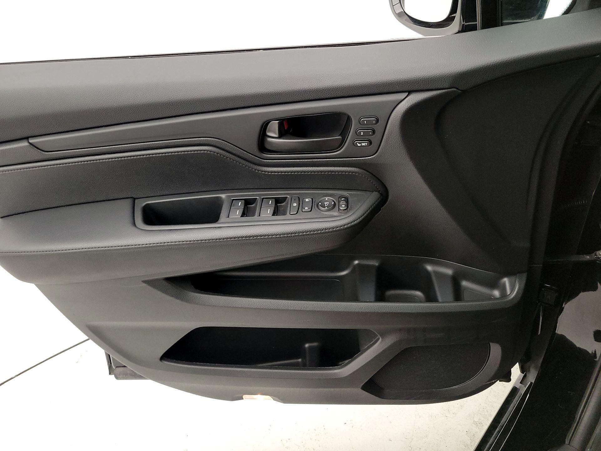 Thumbnail: 2025 Honda Odyssey - 12
