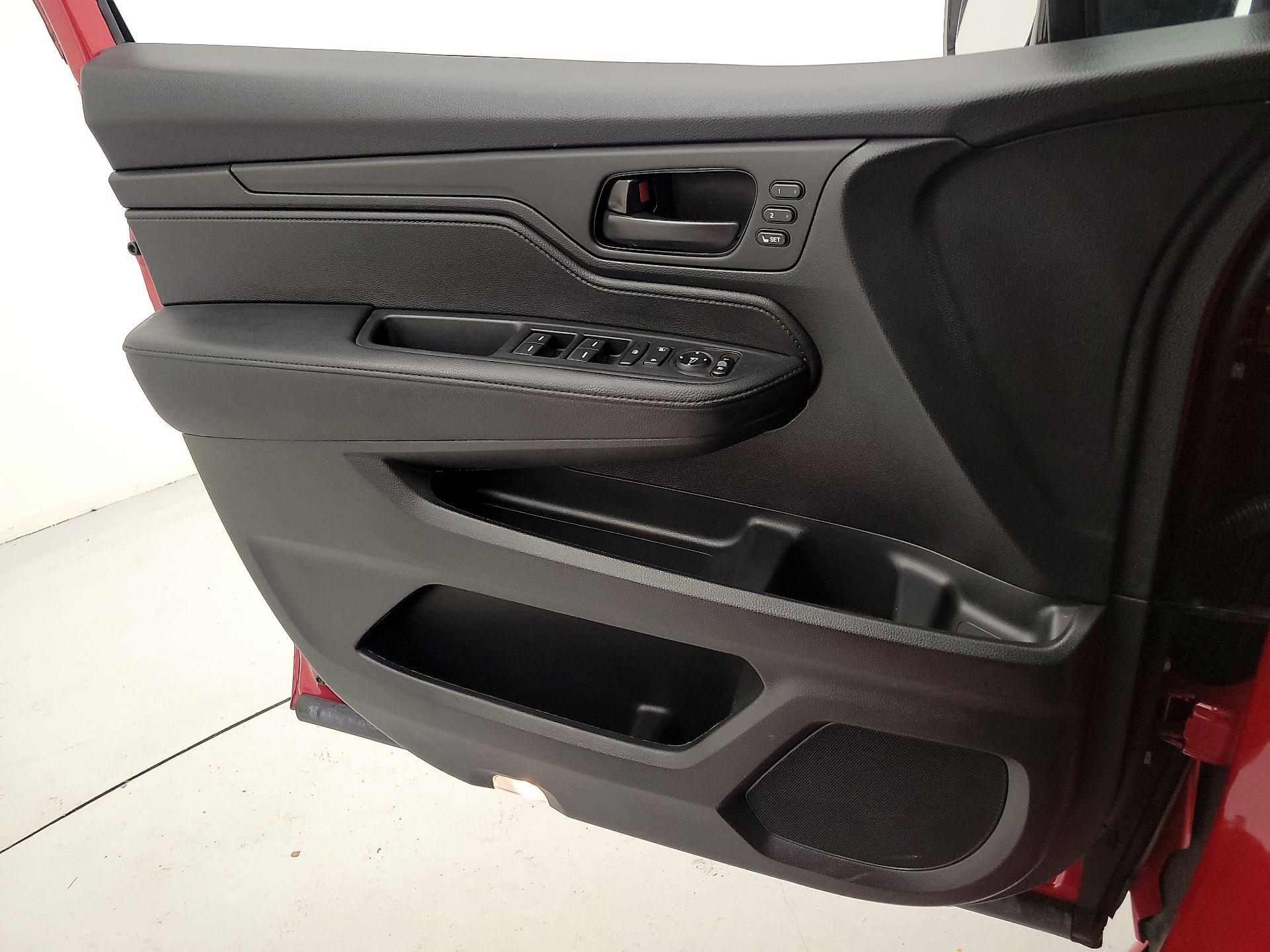 Thumbnail: 2025 Honda Odyssey - 12