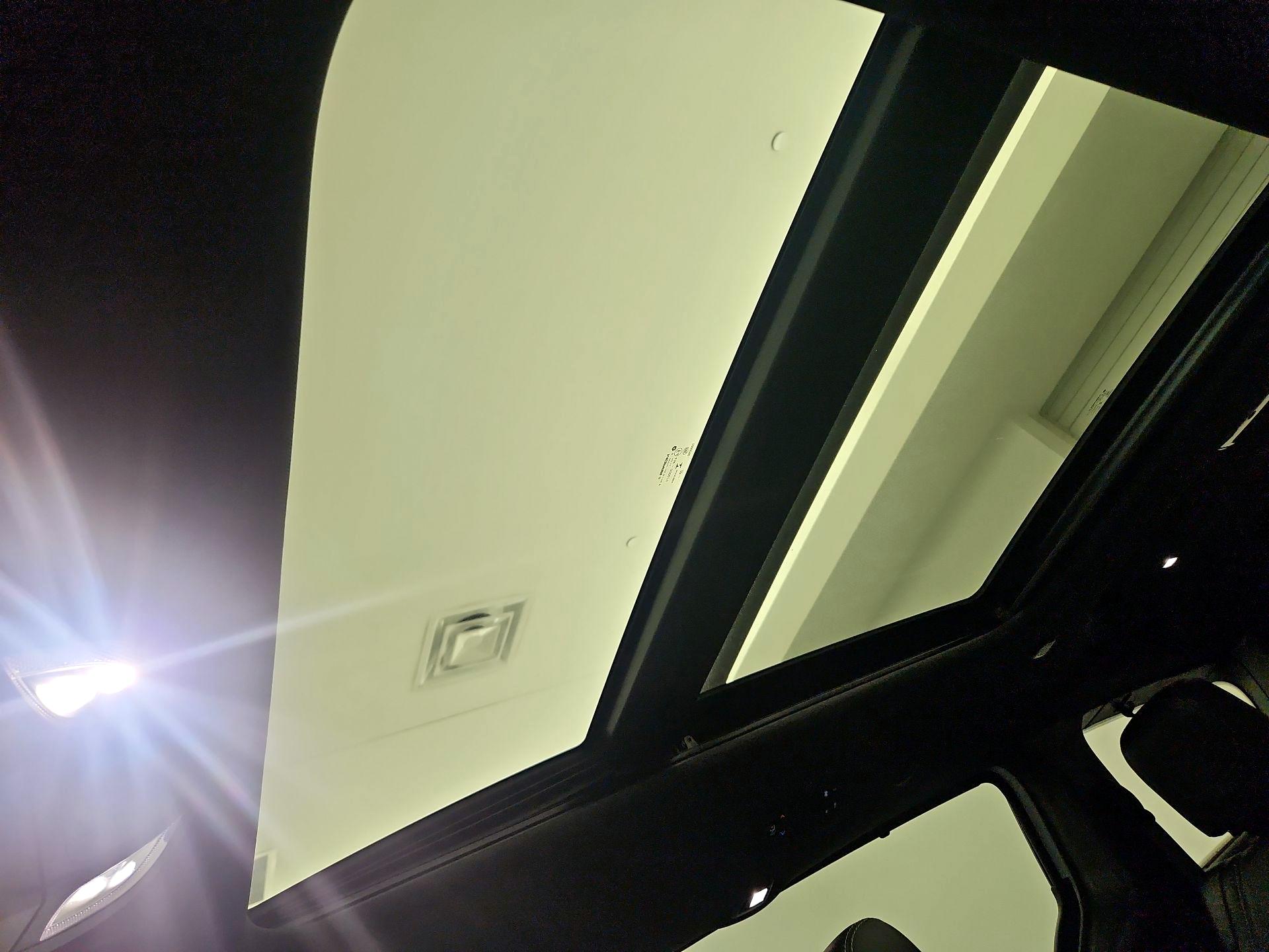 Thumbnail: 2021 Chrysler Pacifica - 17