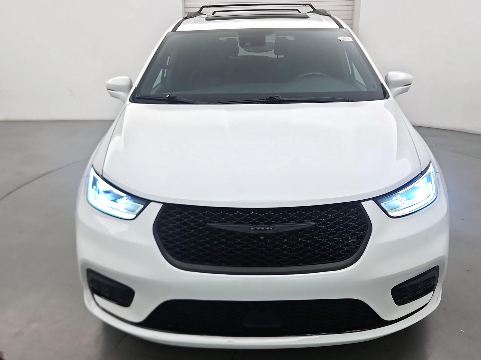 Thumbnail: 2021 Chrysler Pacifica - 2