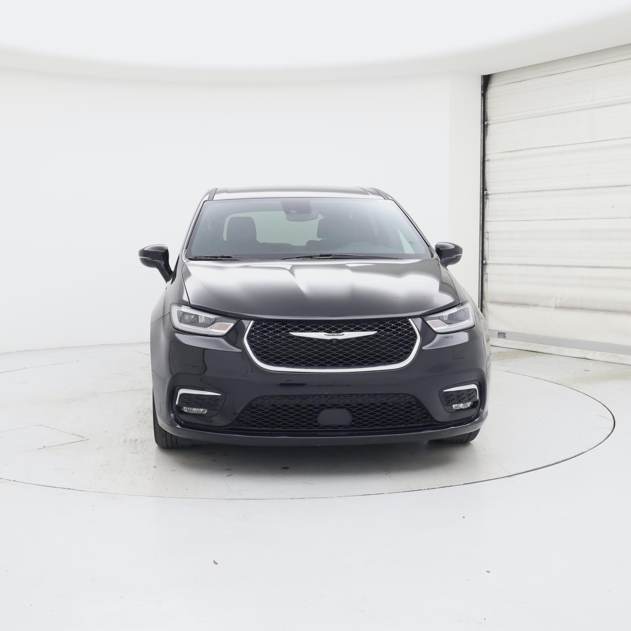 Thumbnail: 2025 Chrysler Pacifica - 5