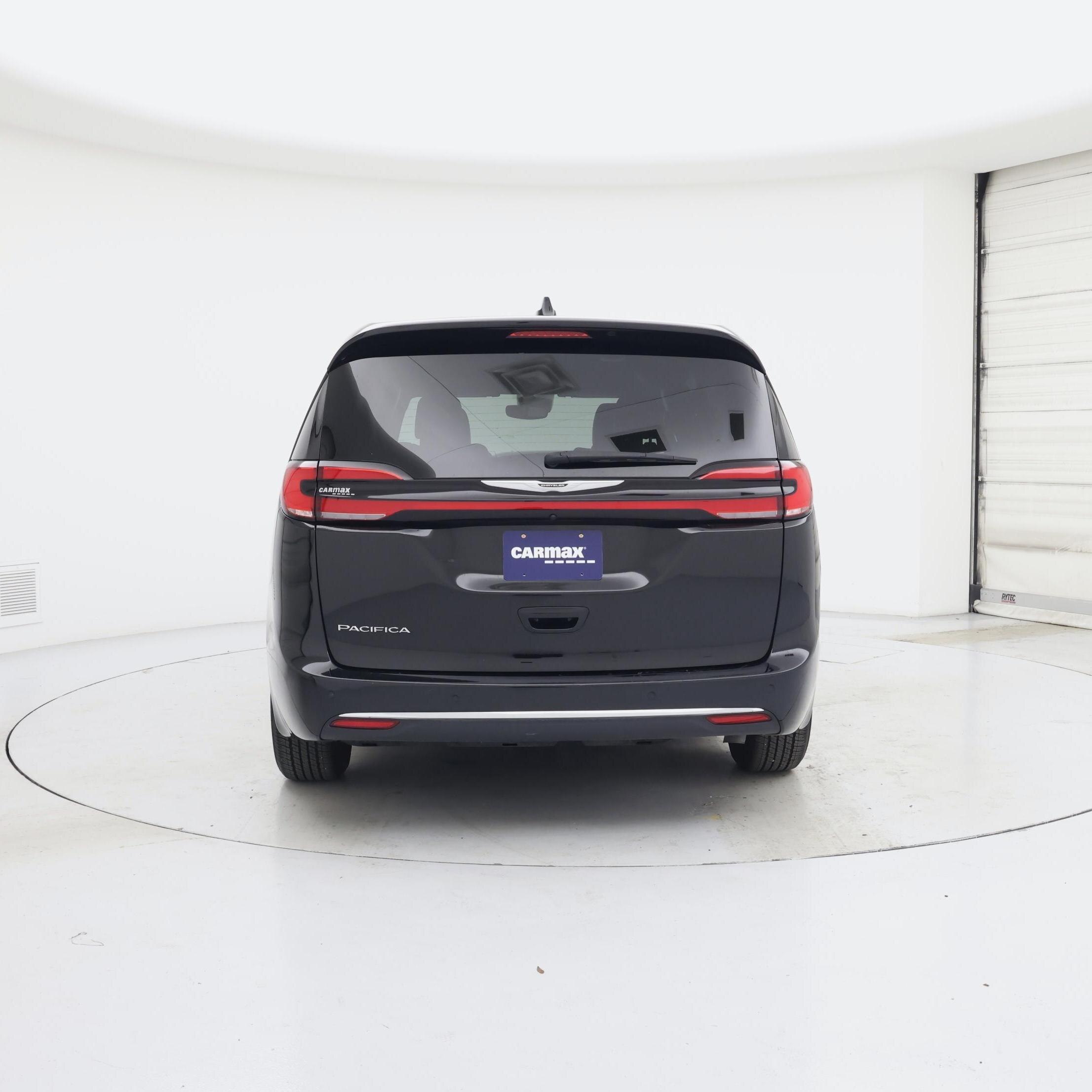 Thumbnail: 2025 Chrysler Pacifica - 6