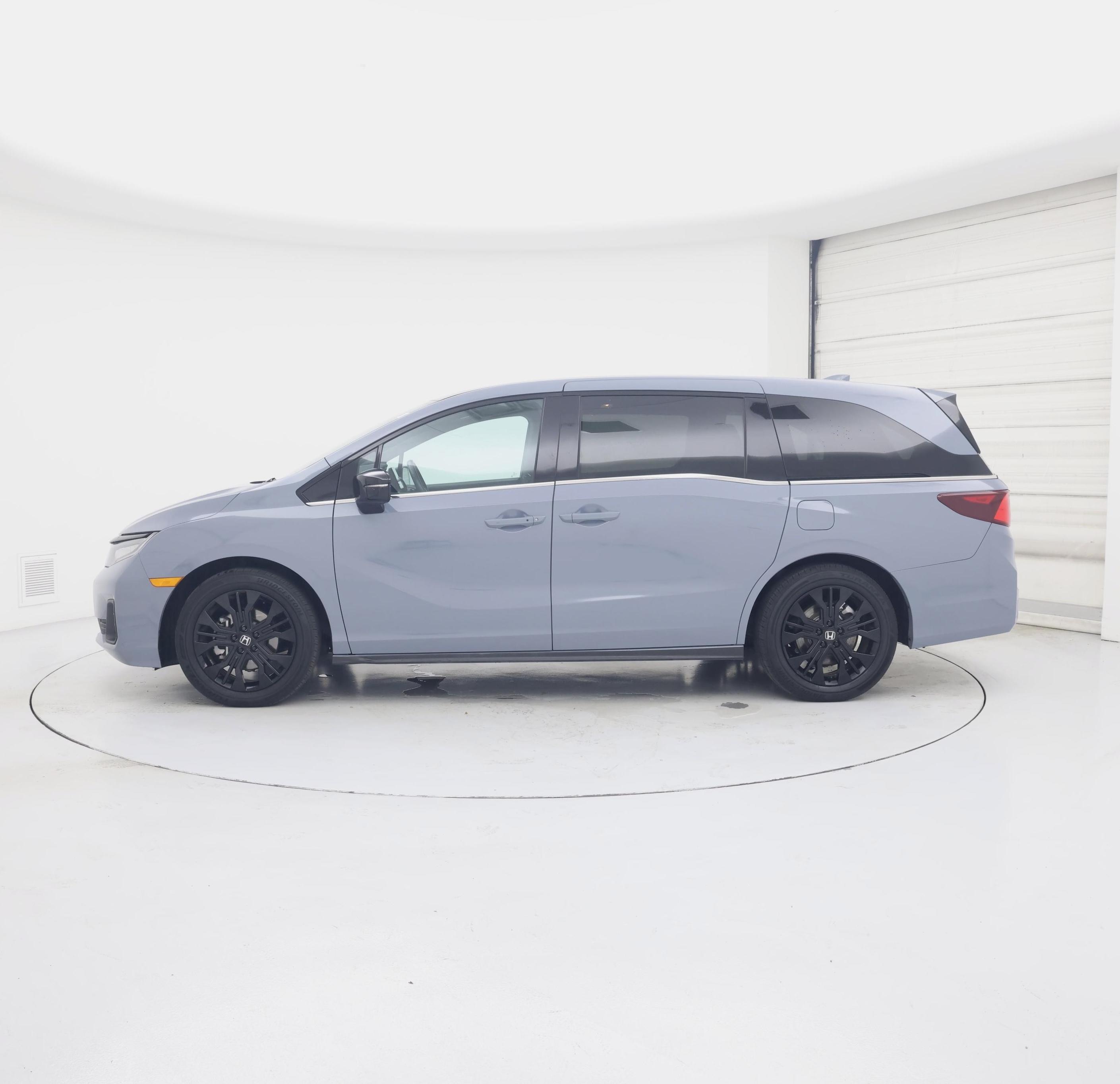 Thumbnail: 2025 Honda Odyssey - 3