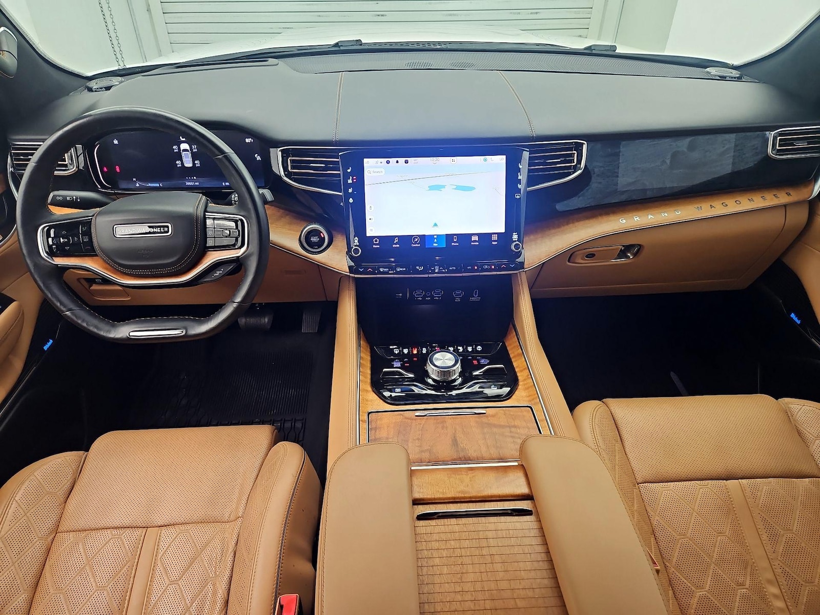 2022 Jeep Grand Wagoneer Series III - Photo 10