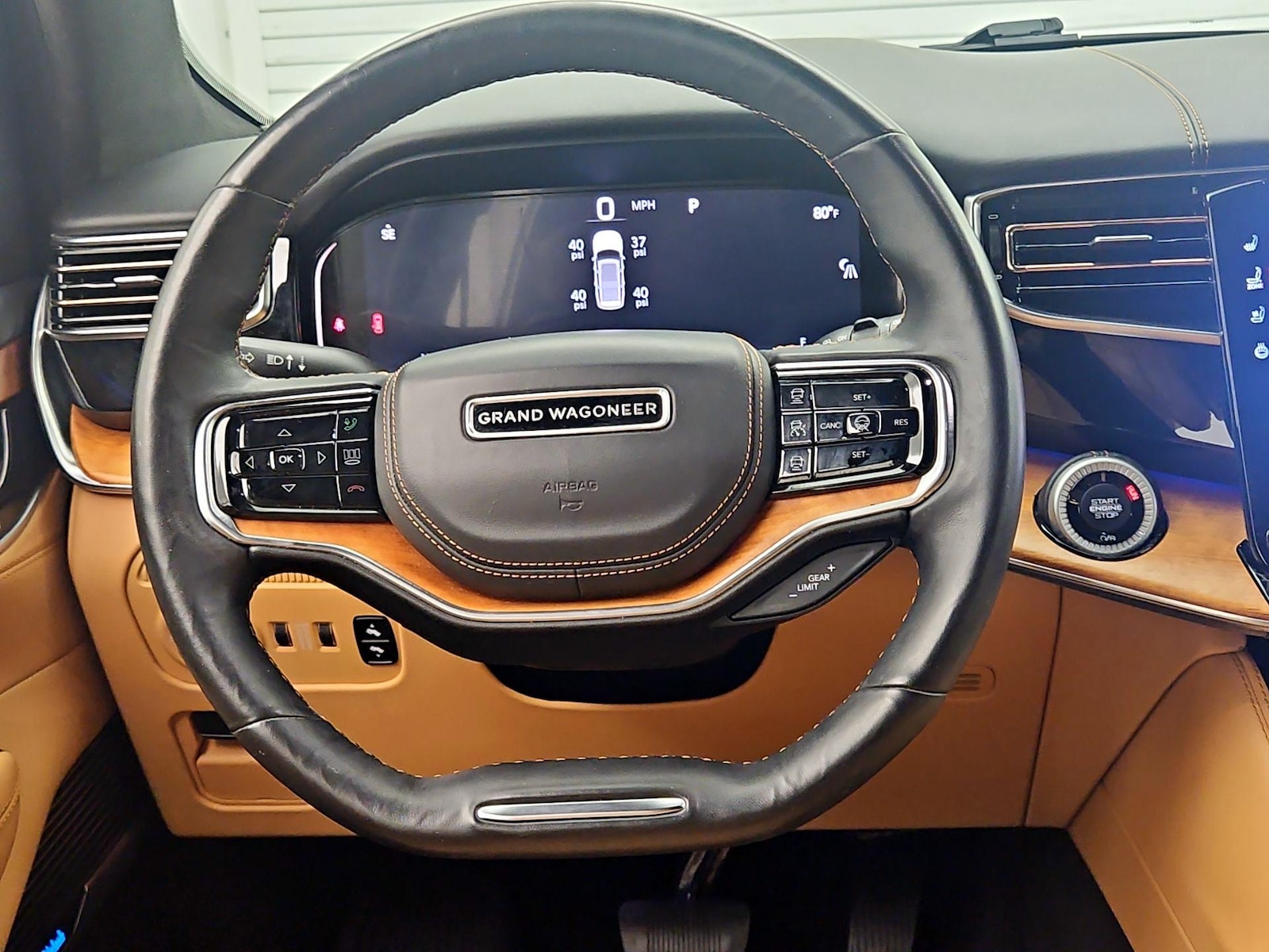 2022 Jeep Grand Wagoneer Series III - Photo 11