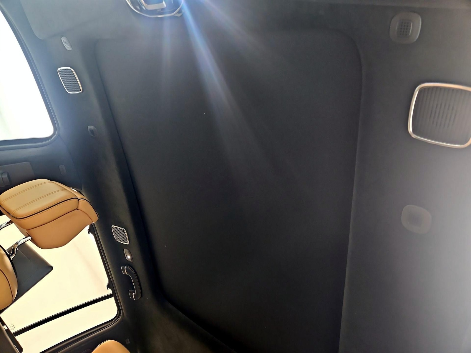 2022 Jeep Grand Wagoneer Series III - Photo 21