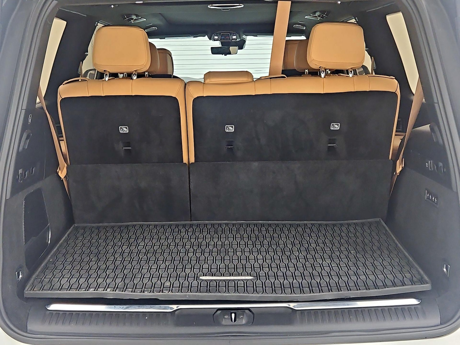 2022 Jeep Grand Wagoneer Series III - Photo 24