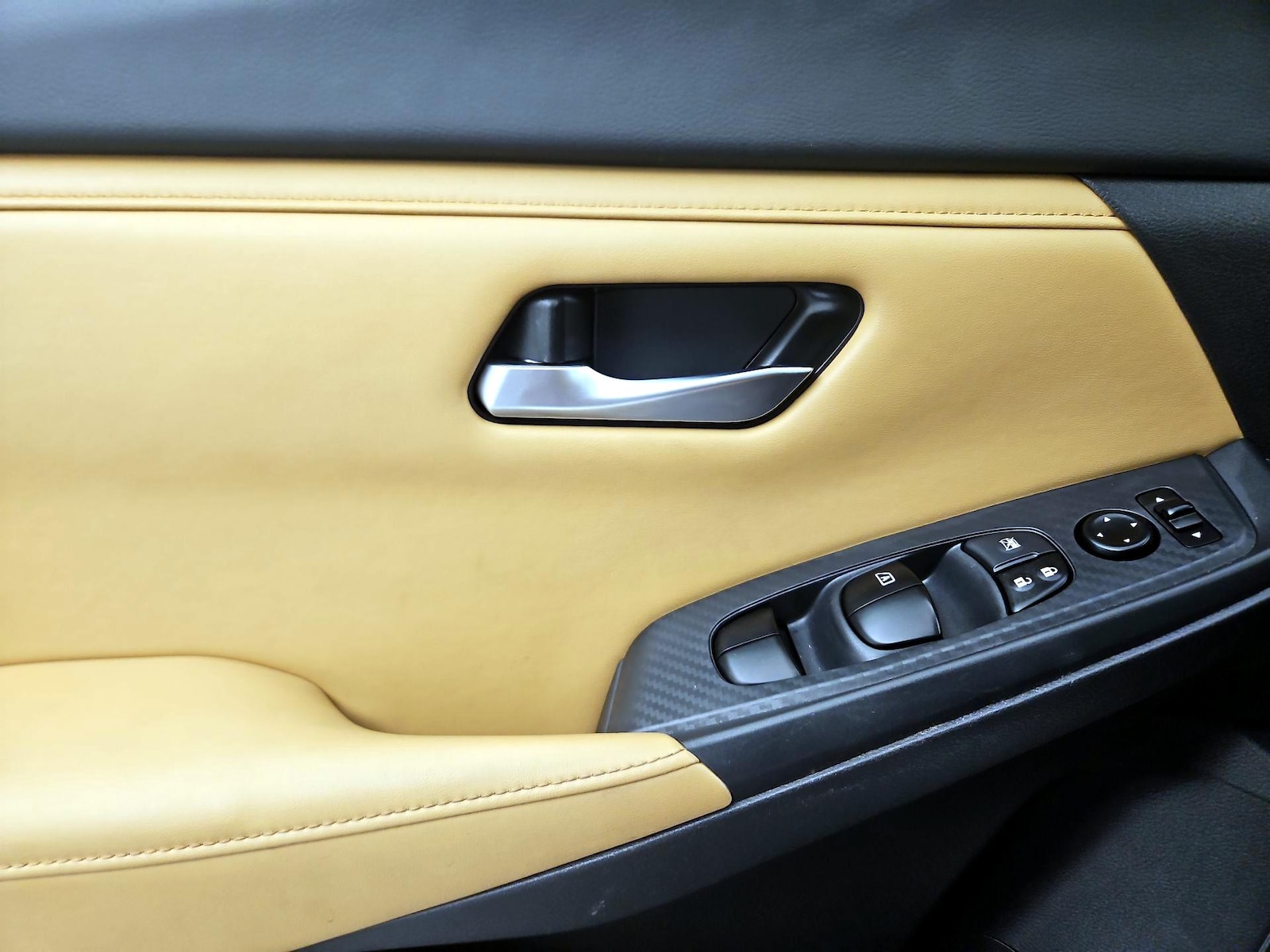 2023 Nissan Sentra SV - Photo 13