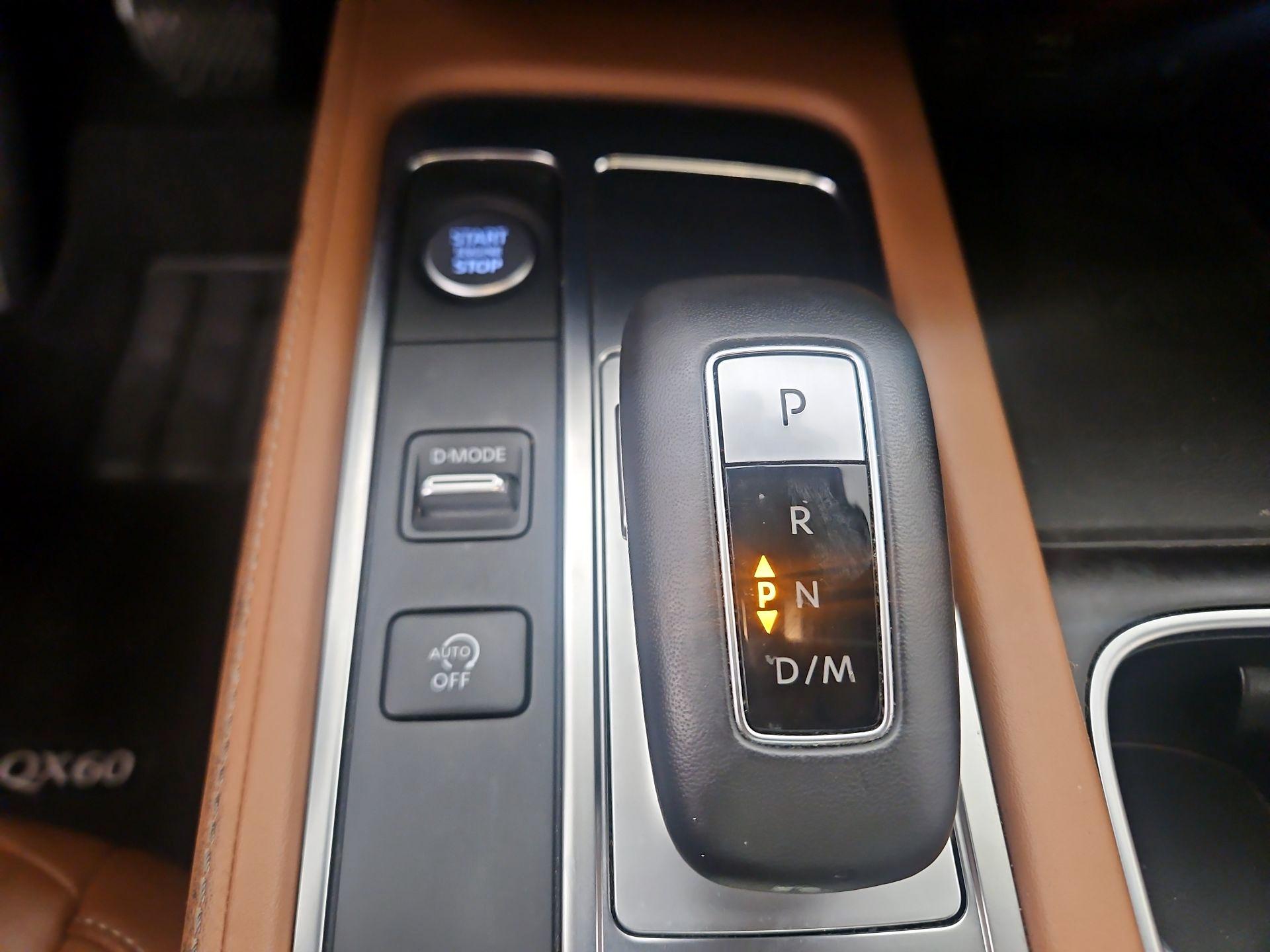 Thumbnail: 2023 INFINITI QX60 - 17