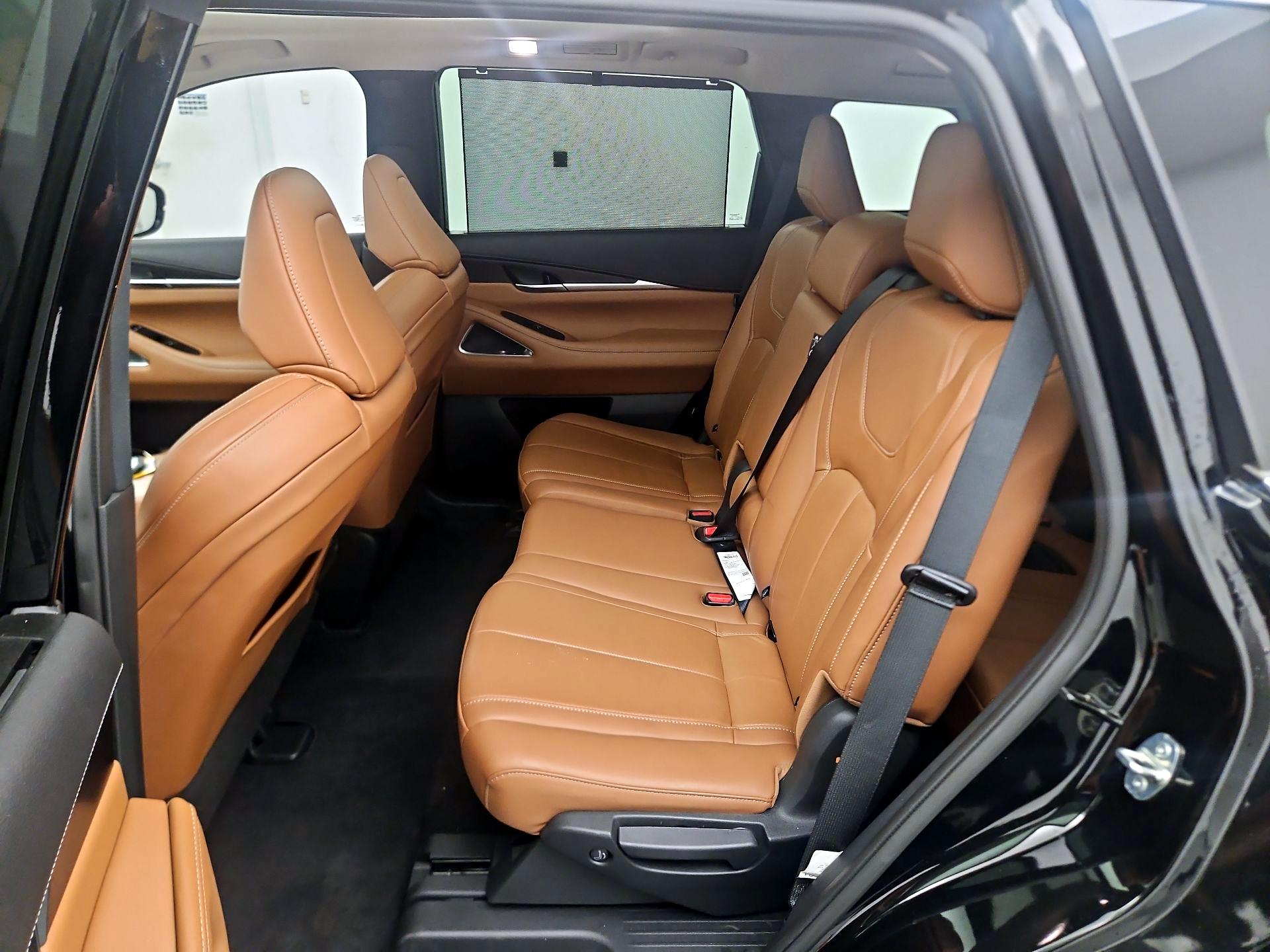 Thumbnail: 2023 INFINITI QX60 - 19