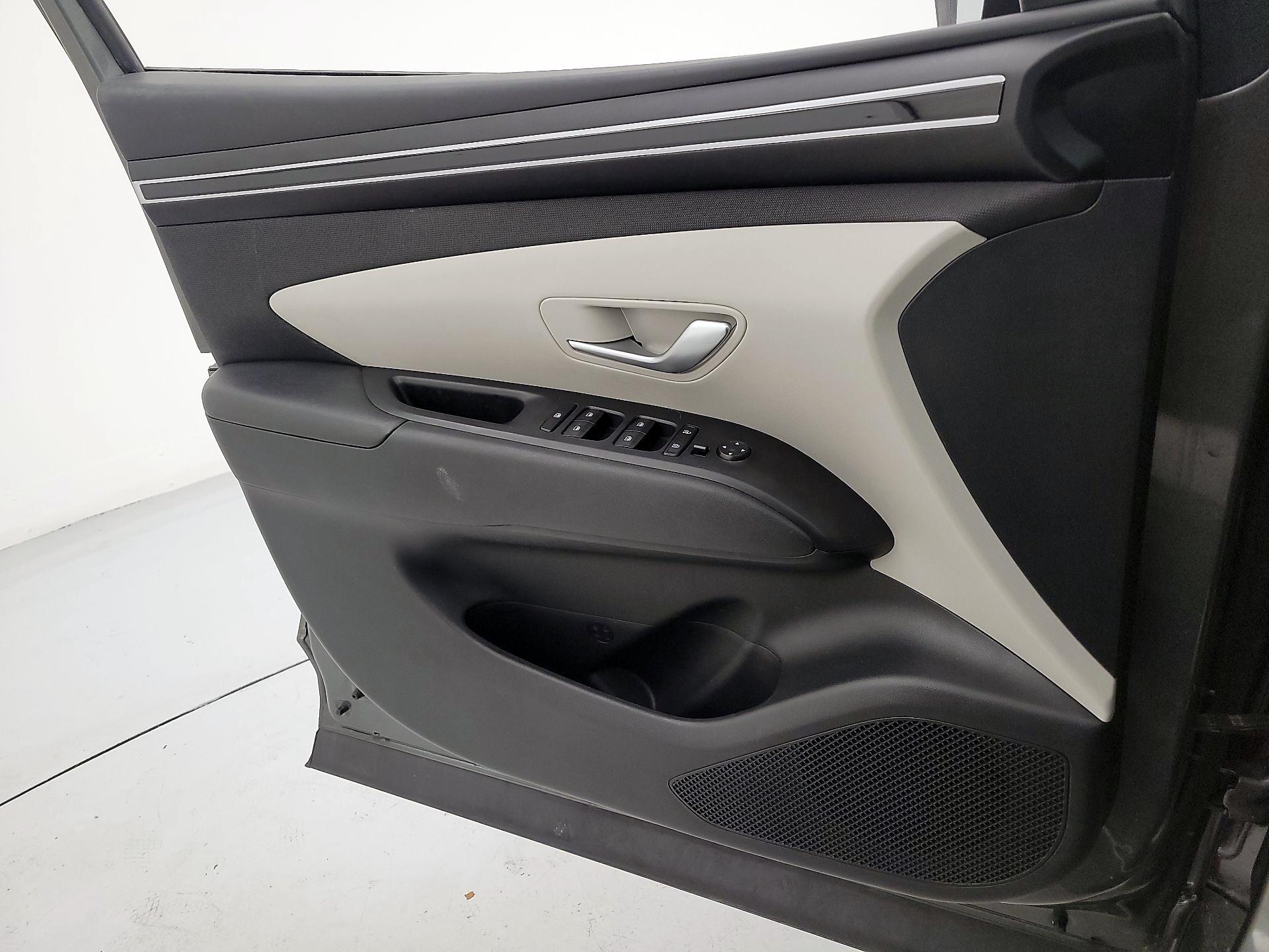 Thumbnail: 2023 Hyundai Tucson - 12