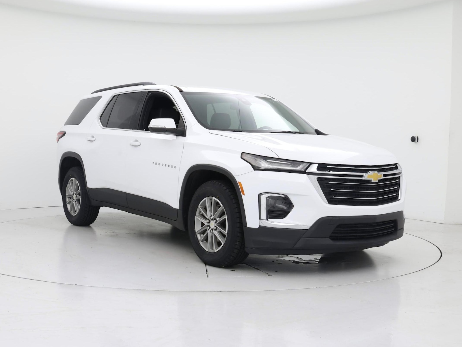 2023 Chevrolet Traverse 3LT - Photo 2