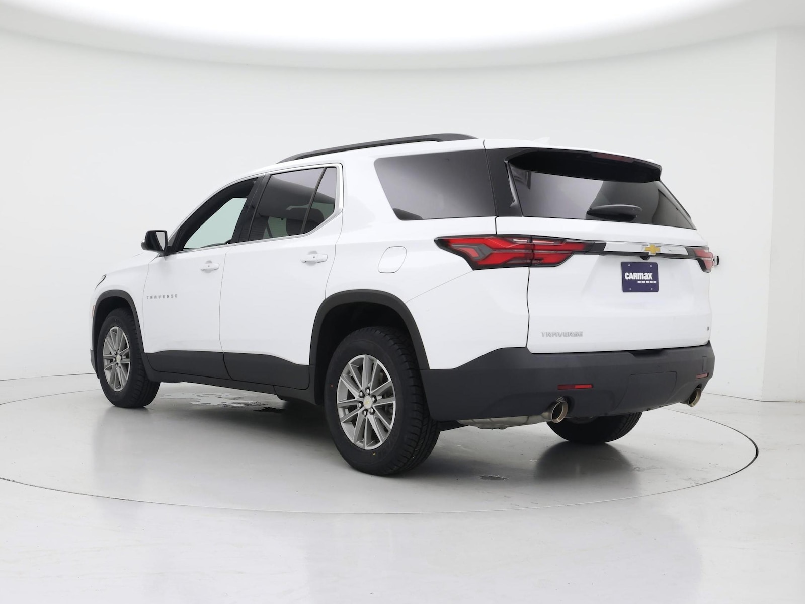 2023 Chevrolet Traverse 3LT - Photo 3