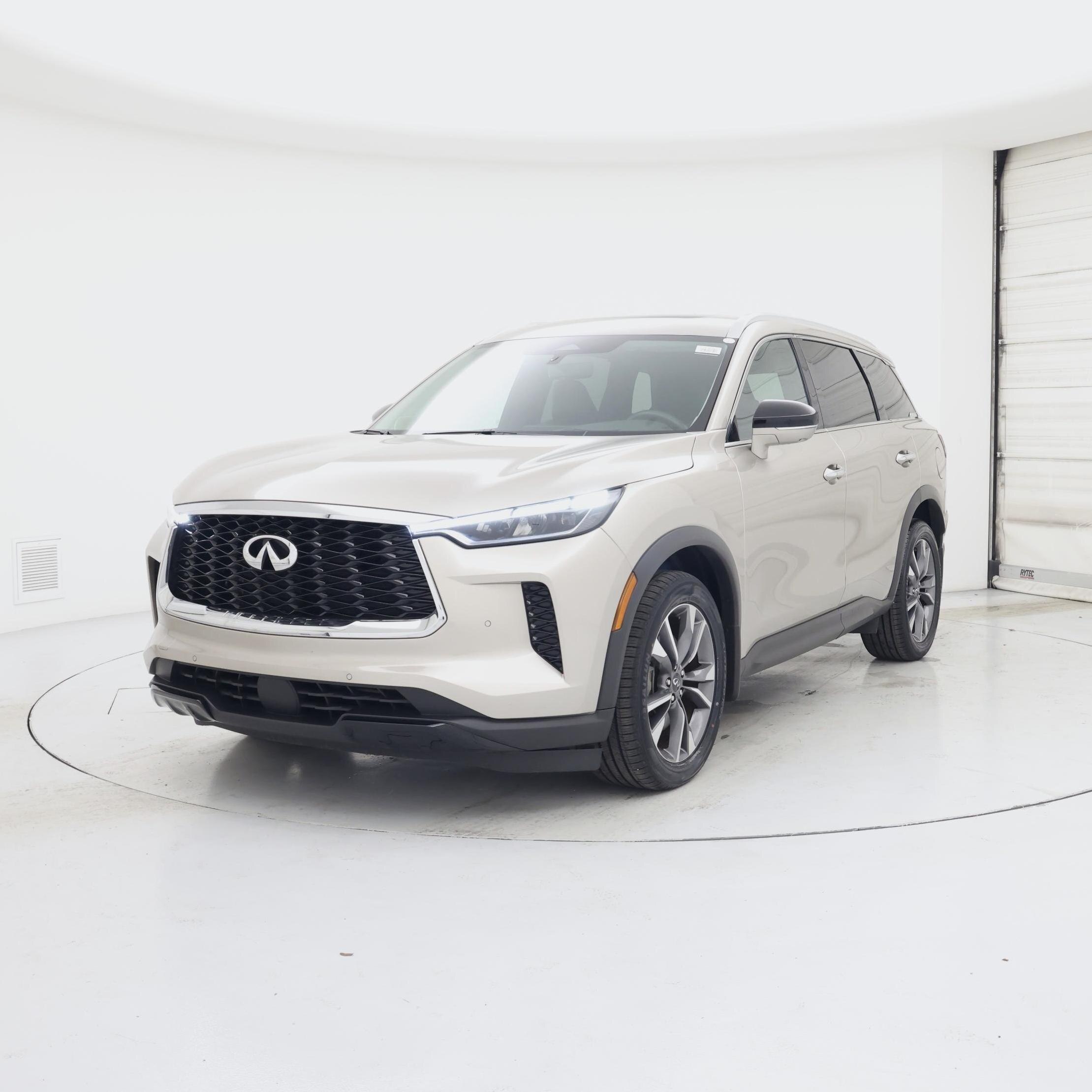 Thumbnail: 2023 INFINITI QX60 - 4