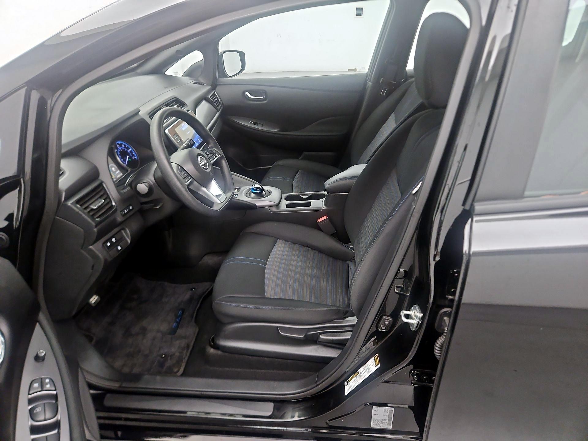 Thumbnail: 2023 Nissan Leaf - 11