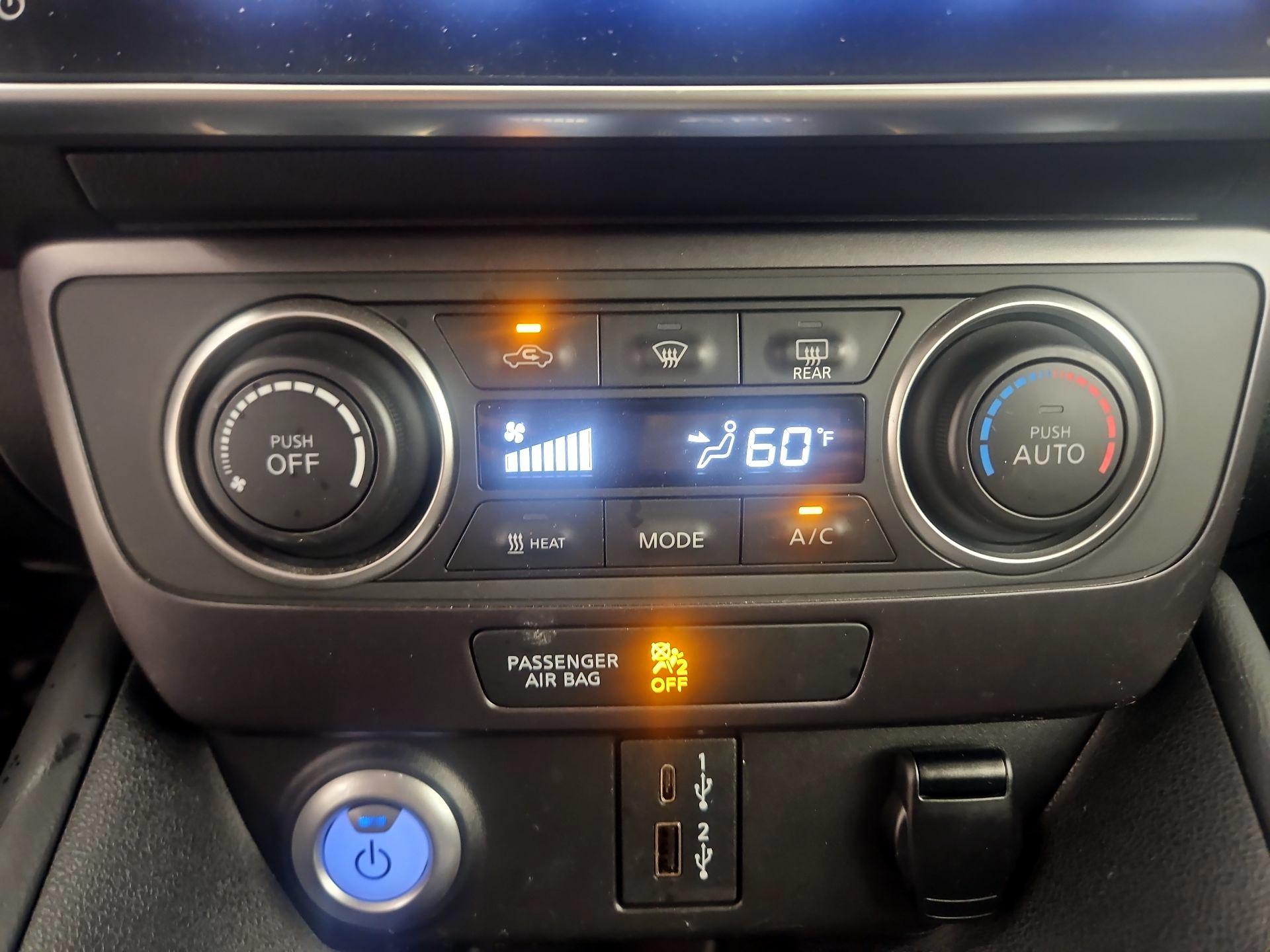 Thumbnail: 2023 Nissan Leaf - 16