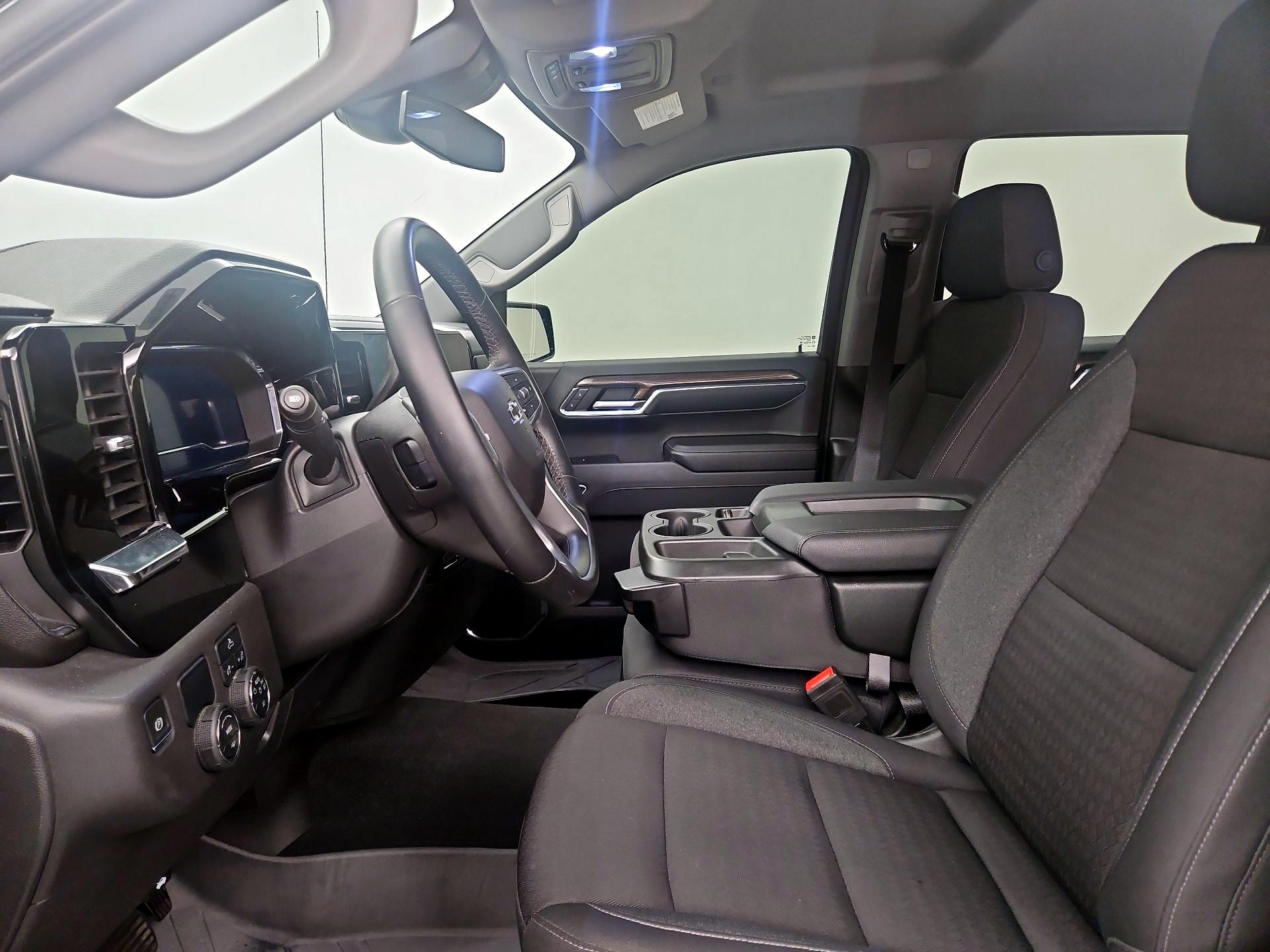 Thumbnail: 2023 Chevrolet Silverado 1500 - 11