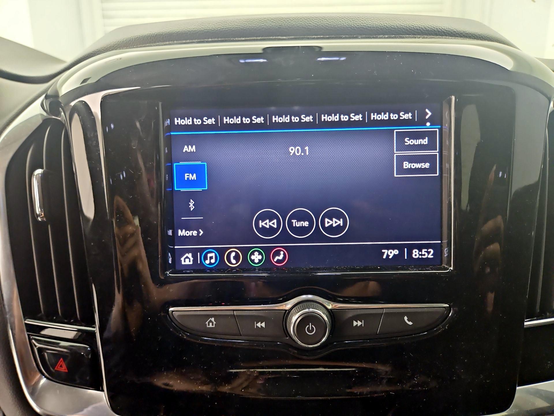 Thumbnail: 2020 Chevrolet Traverse - 14