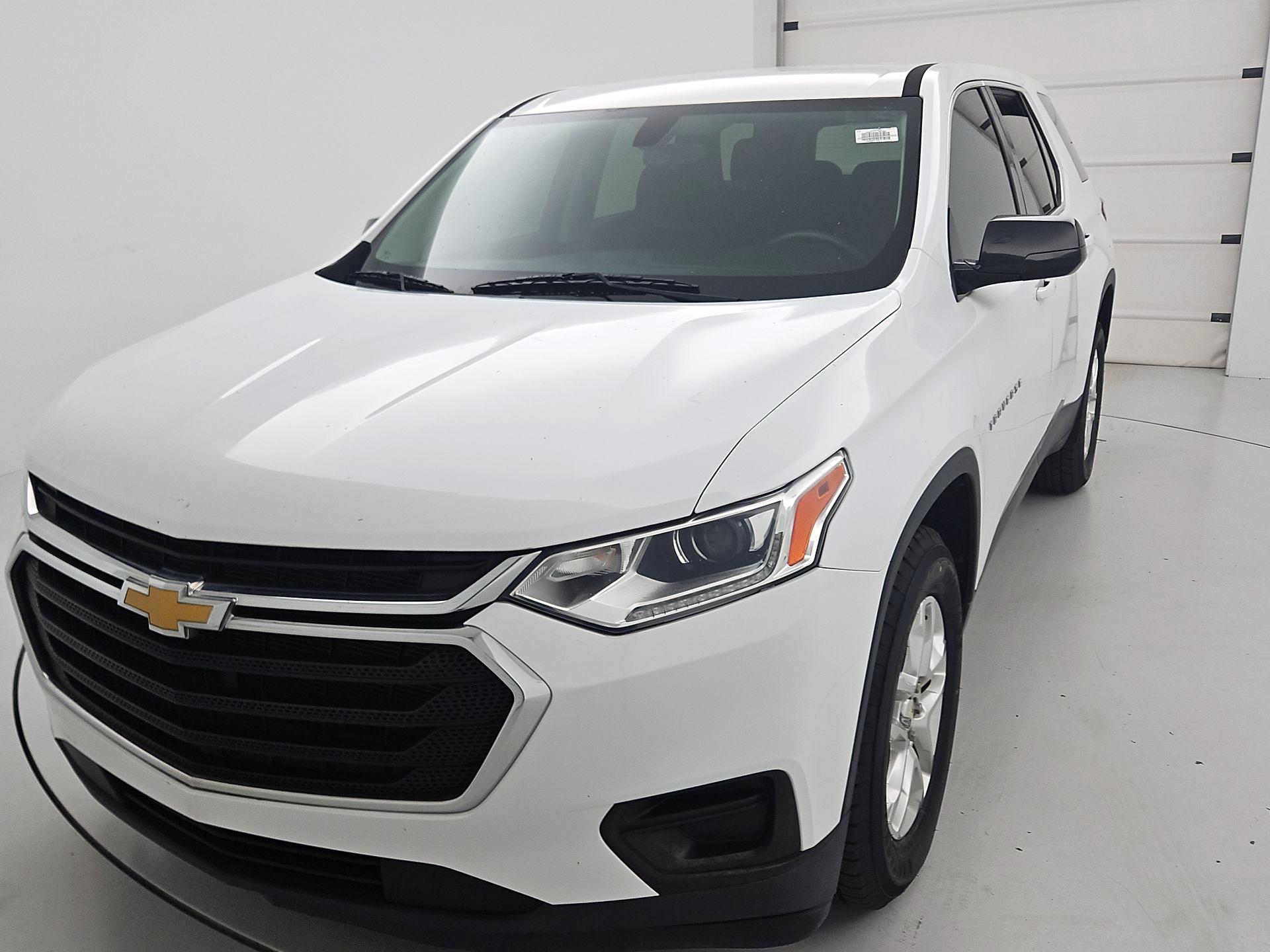 Thumbnail: 2020 Chevrolet Traverse - 3