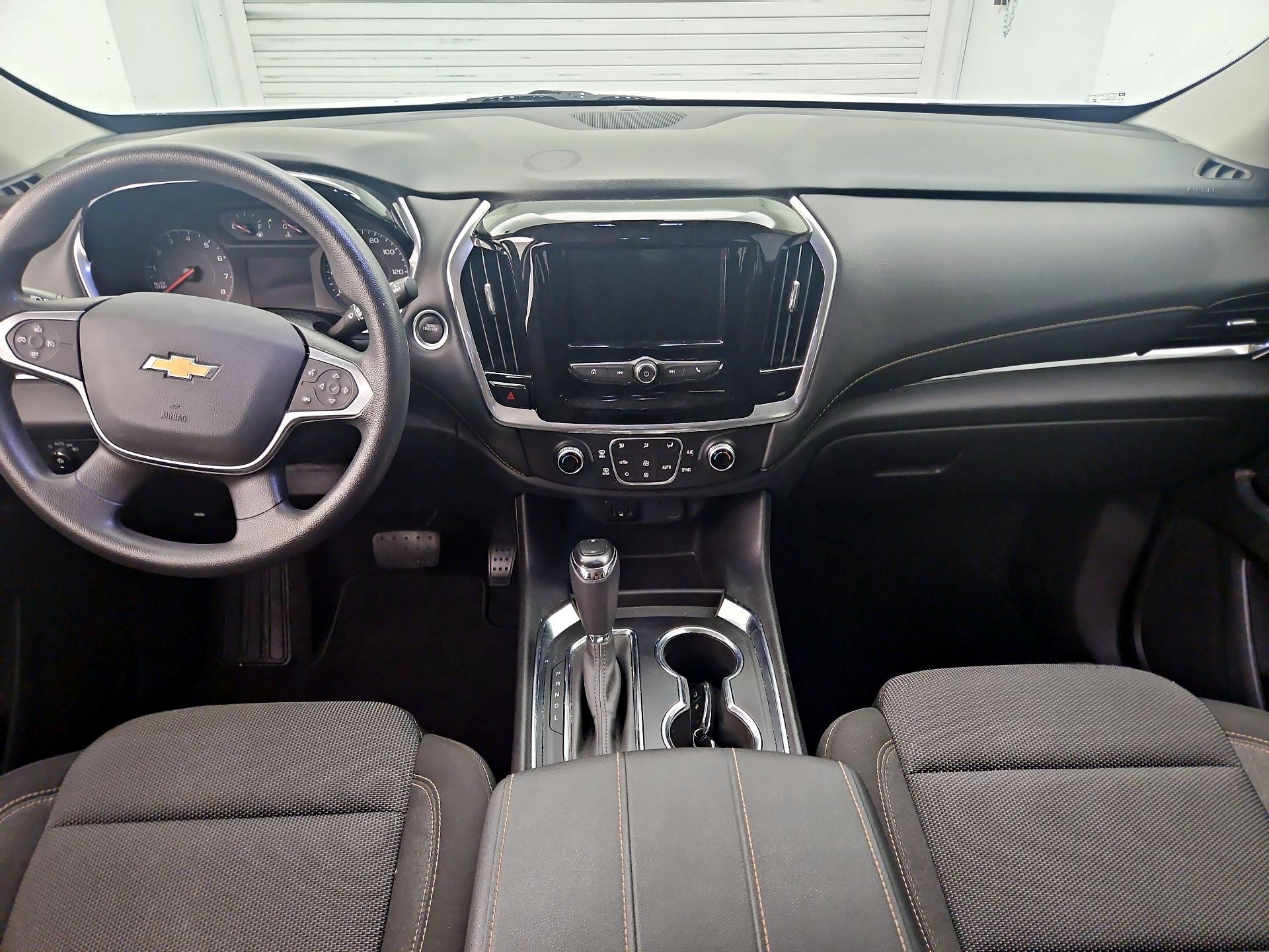 Thumbnail: 2020 Chevrolet Traverse - 8