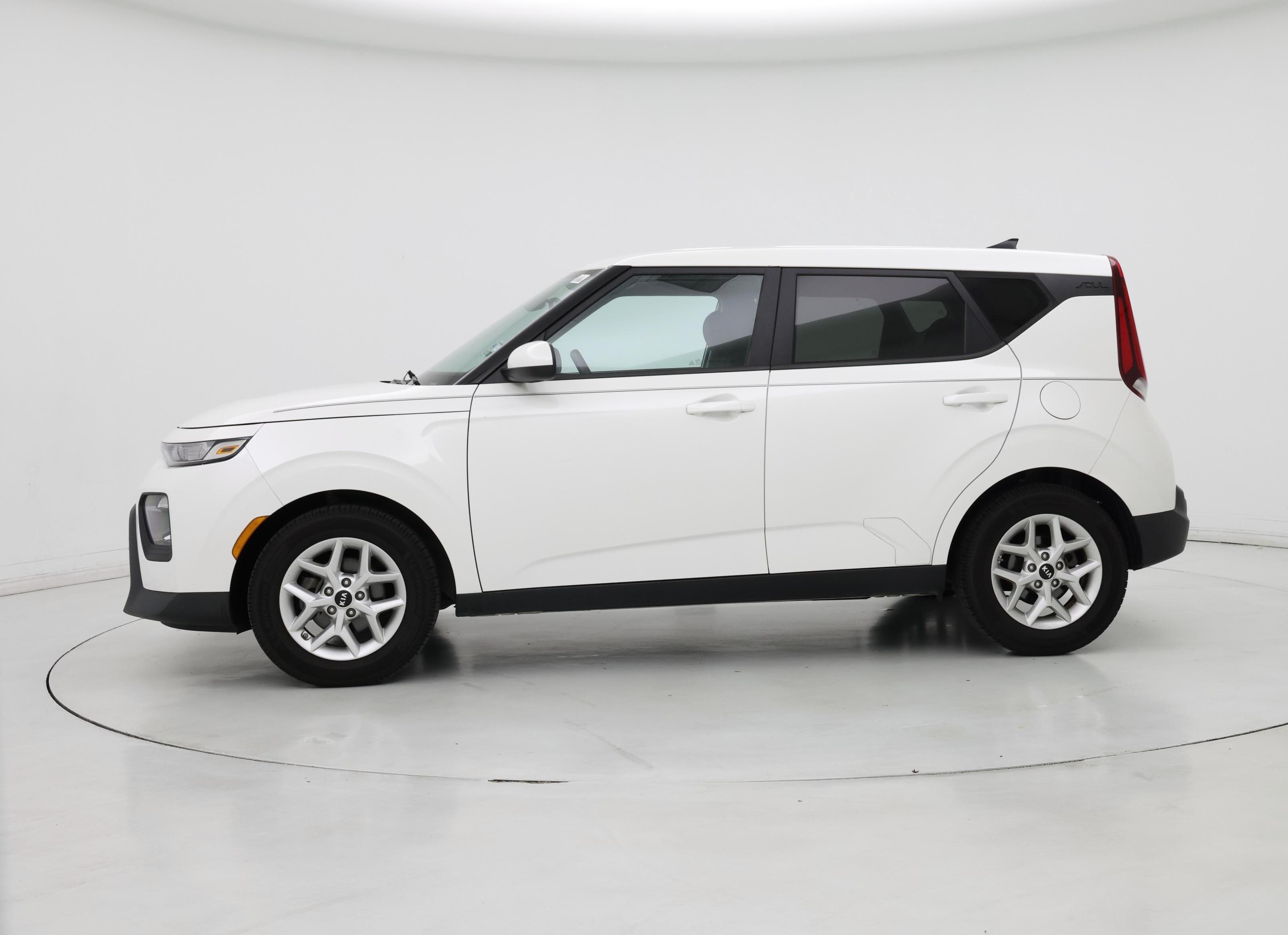 Thumbnail: 2021 Kia Soul - 3