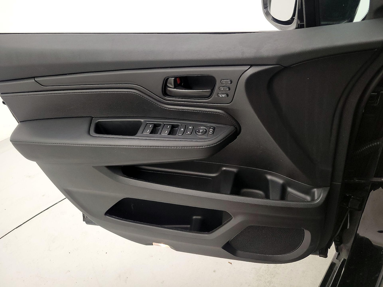 2025 Honda Odyssey Sport L - Photo 13