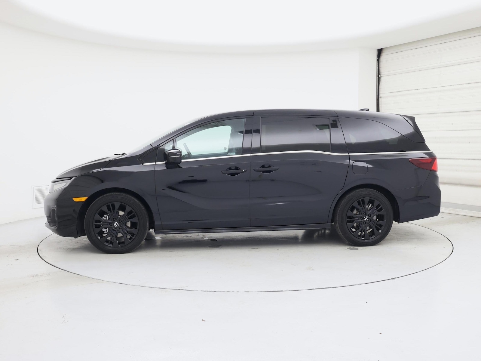 2025 Honda Odyssey Sport L - Photo 4