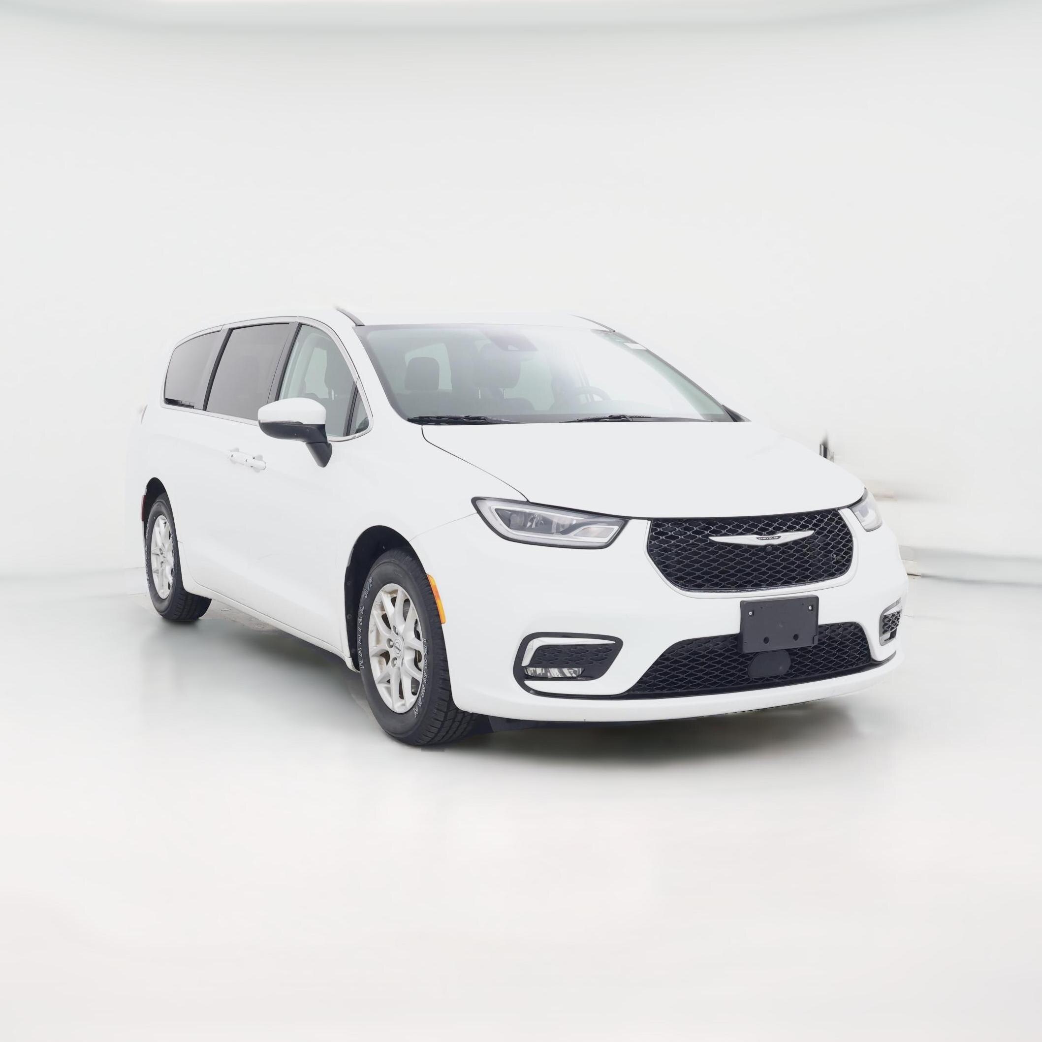 Thumbnail: 2023 Chrysler Pacifica - 1