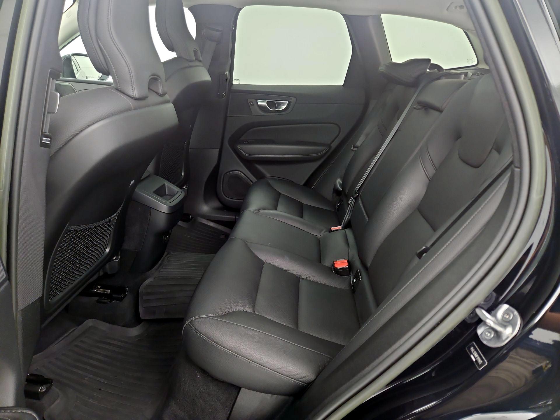 Thumbnail: 2023 Volvo XC60 - 18