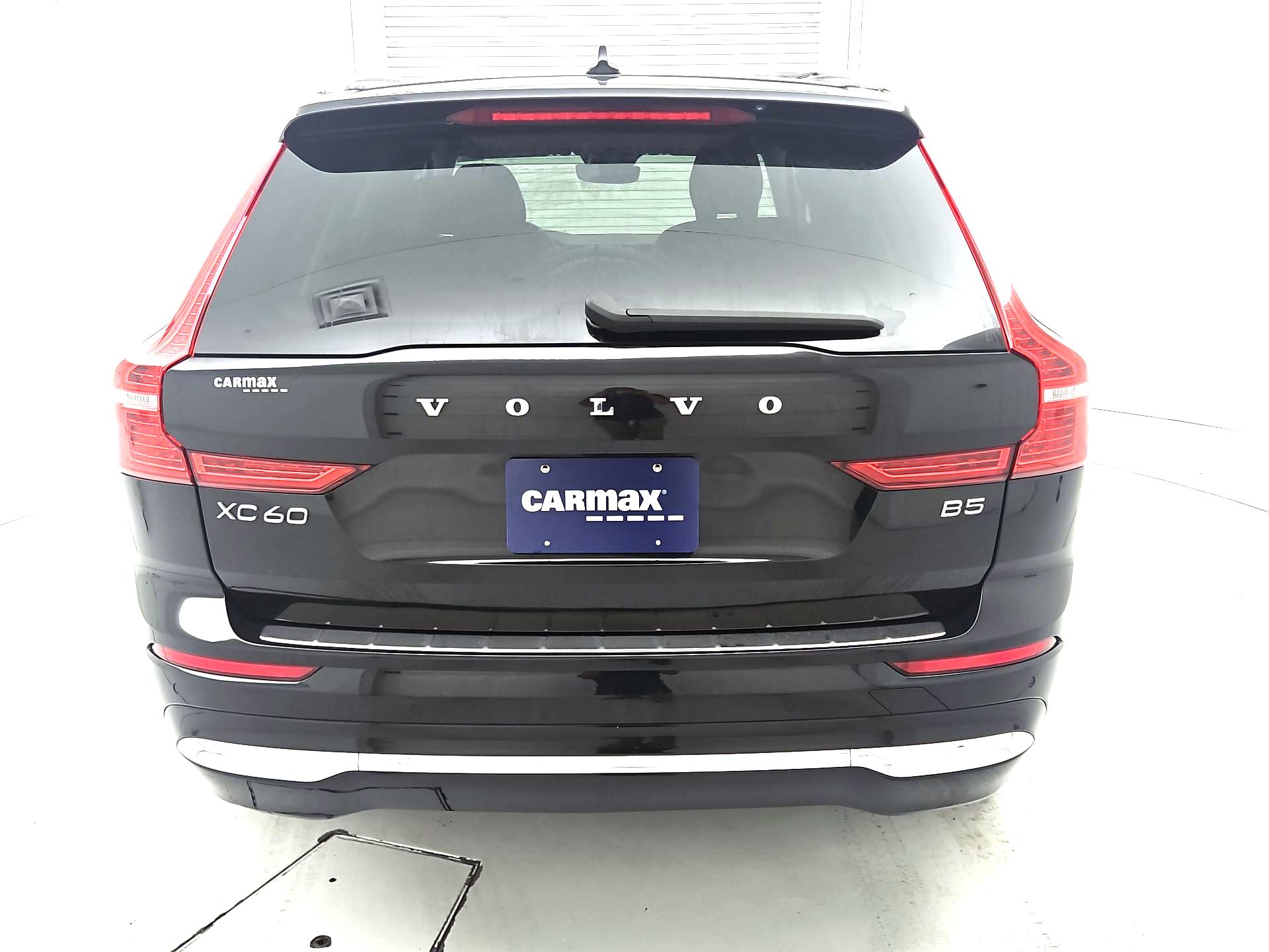 Thumbnail: 2023 Volvo XC60 - 6