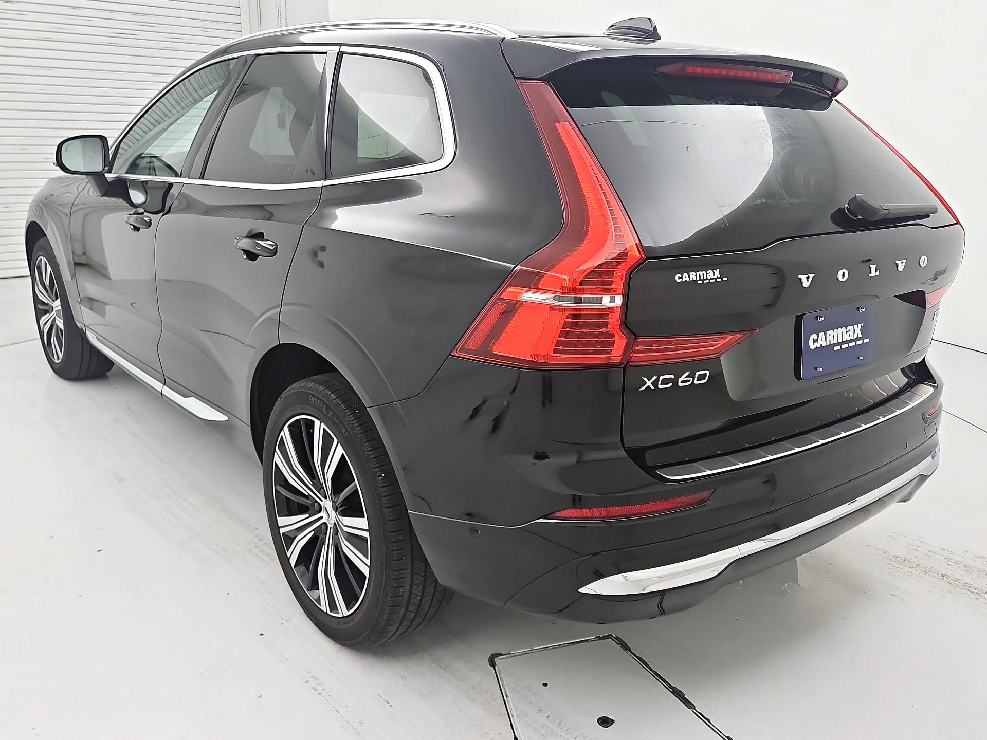 Thumbnail: 2023 Volvo XC60 - 7