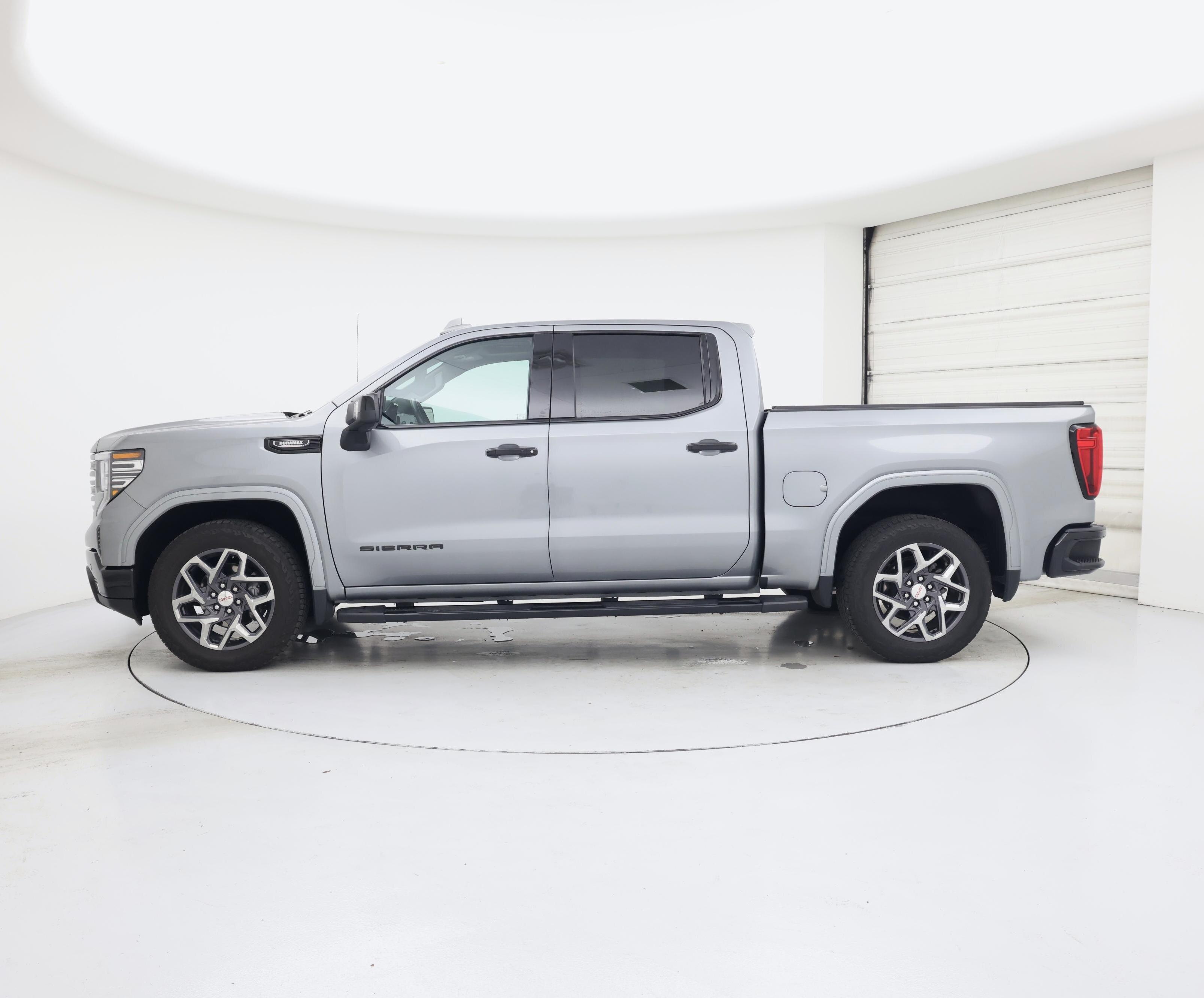 Thumbnail: 2023 GMC Sierra 1500 - 3