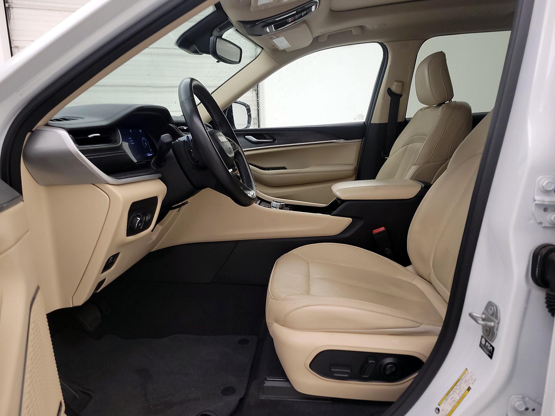 Thumbnail: 2021 Jeep Grand Cherokee L - 11