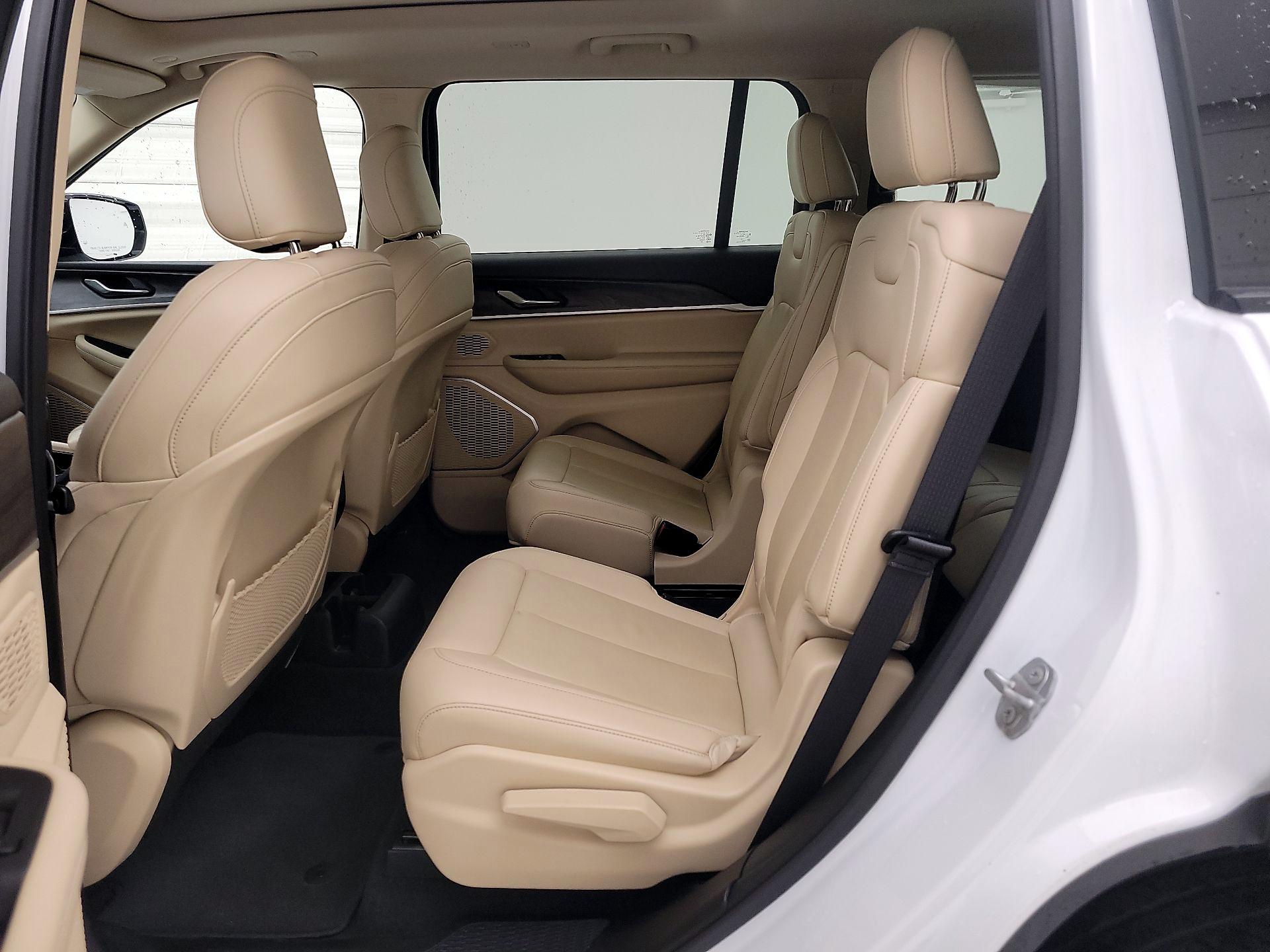 Thumbnail: 2021 Jeep Grand Cherokee L - 19