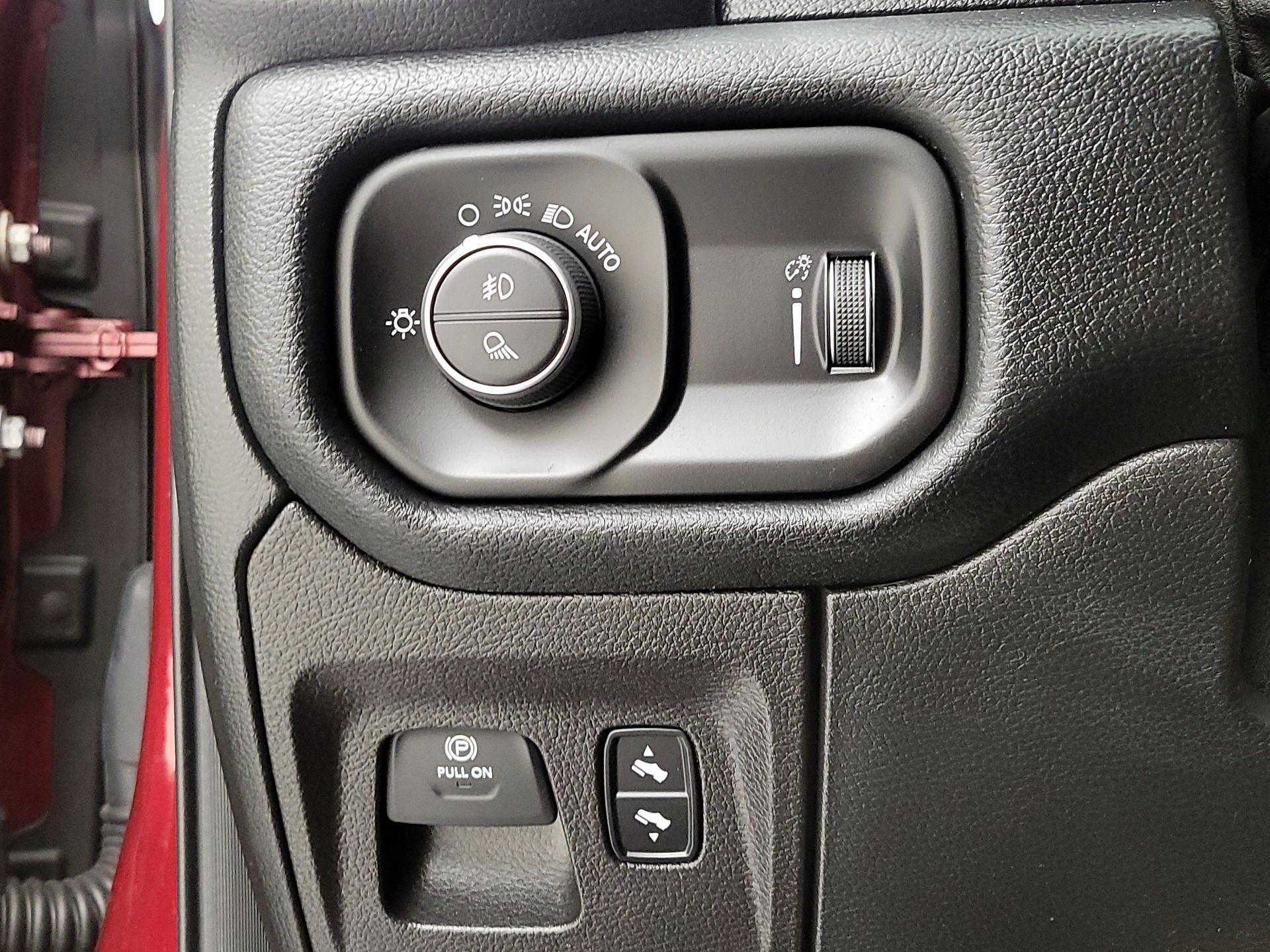Thumbnail: 2020 RAM 1500 - 13