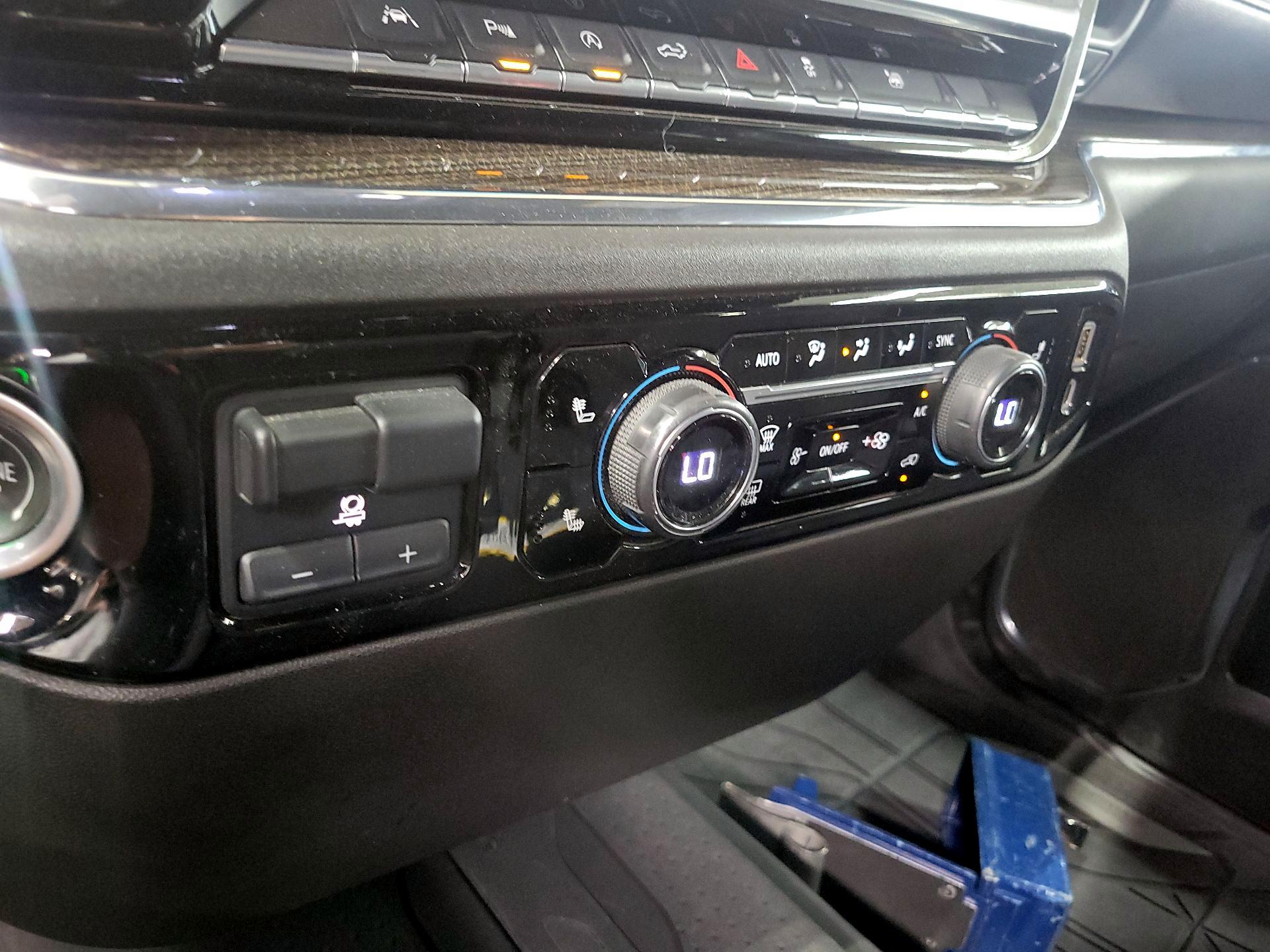 Thumbnail: 2023 Chevrolet Silverado 1500 - 14