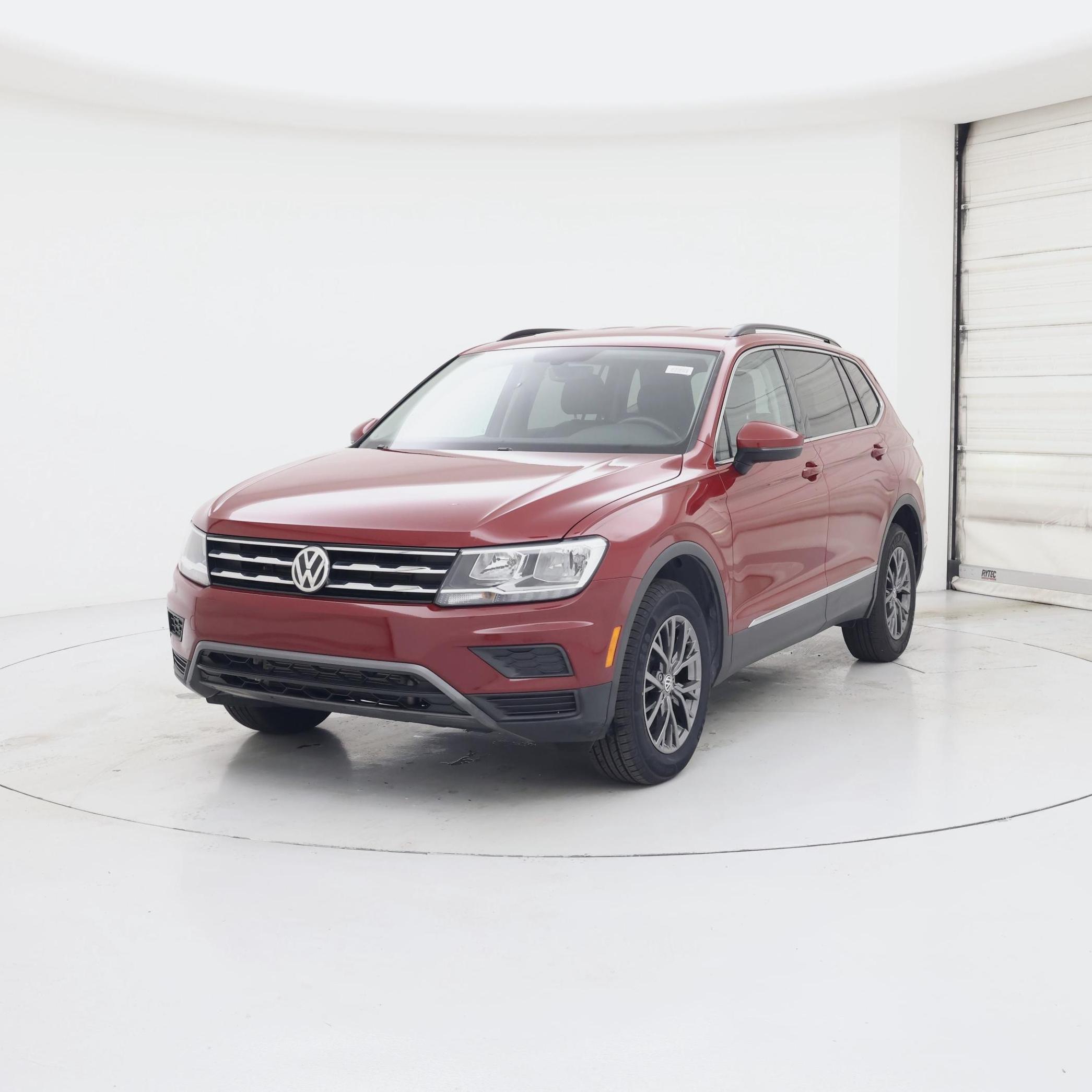 Thumbnail: 2021 Volkswagen Tiguan - 4