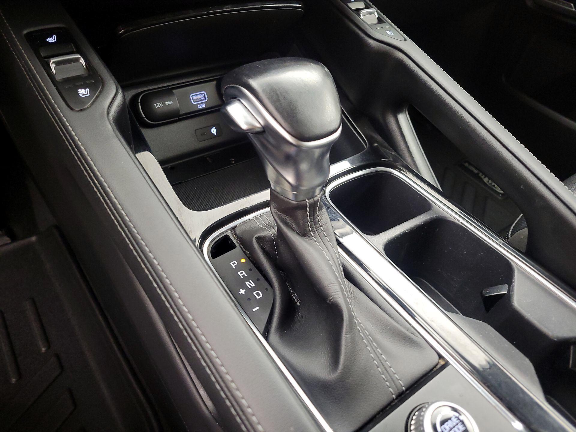 Thumbnail: 2022 Kia Telluride - 17