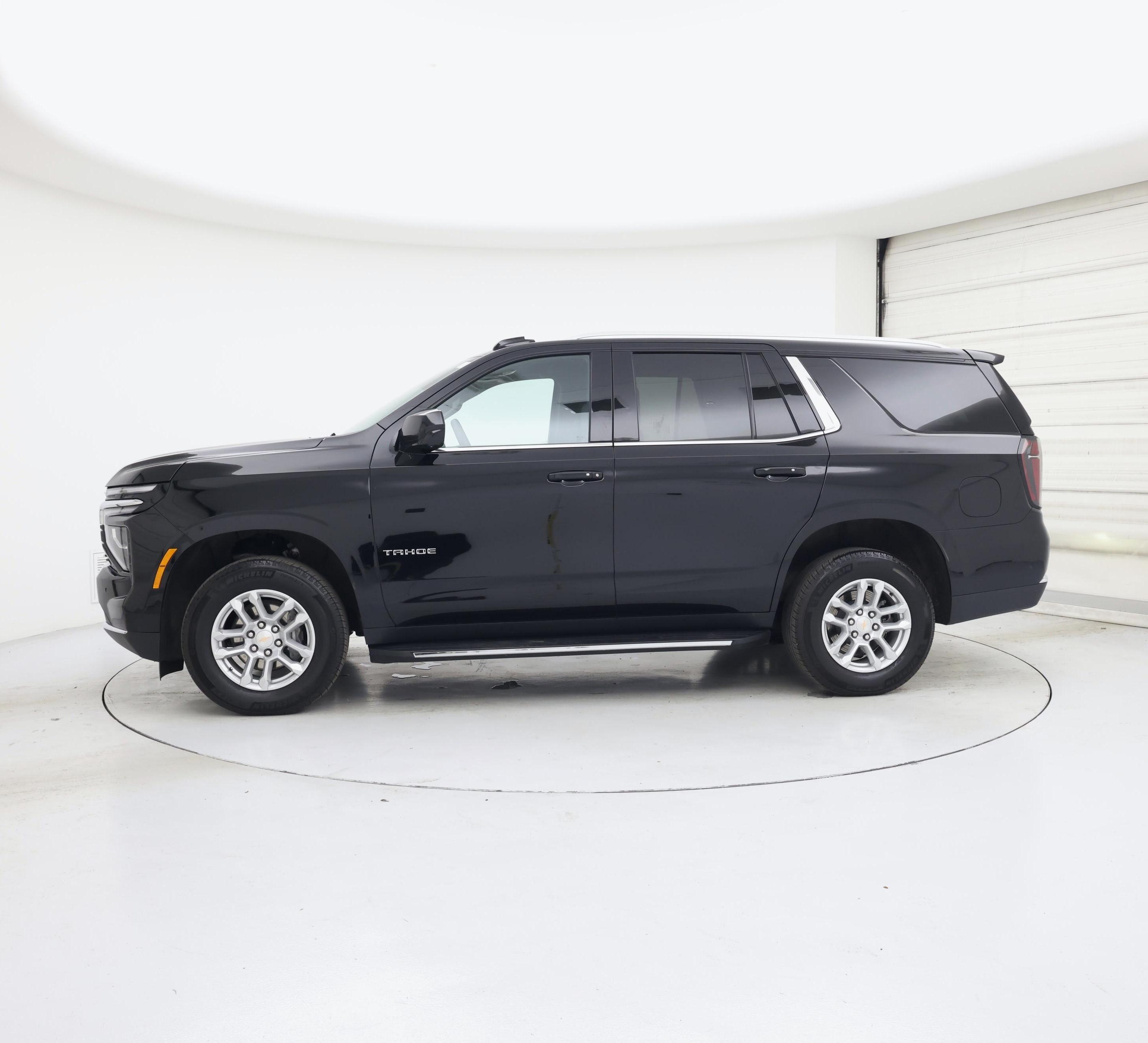 Thumbnail: 2025 Chevrolet Tahoe - 3