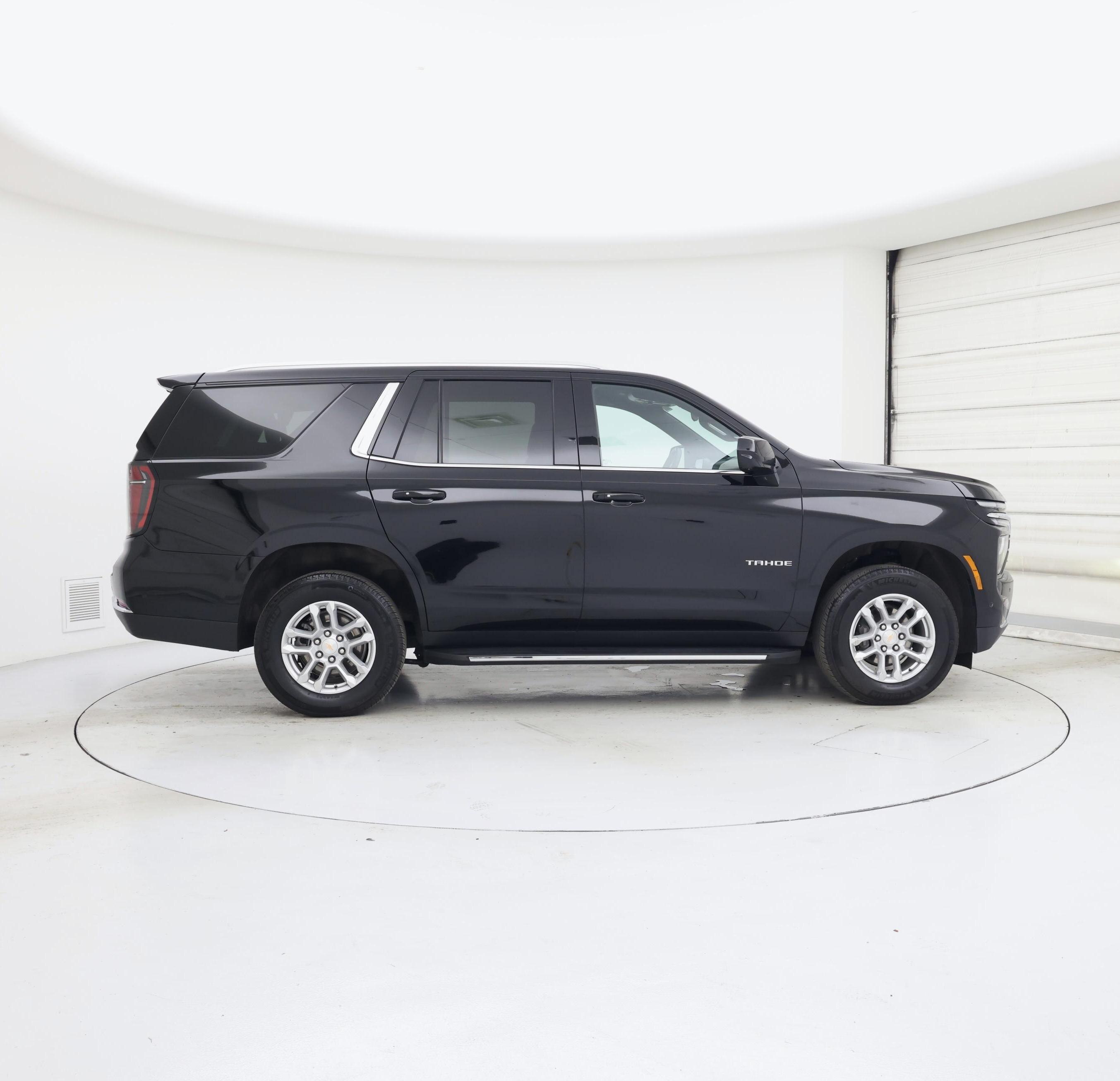 Thumbnail: 2025 Chevrolet Tahoe - 7