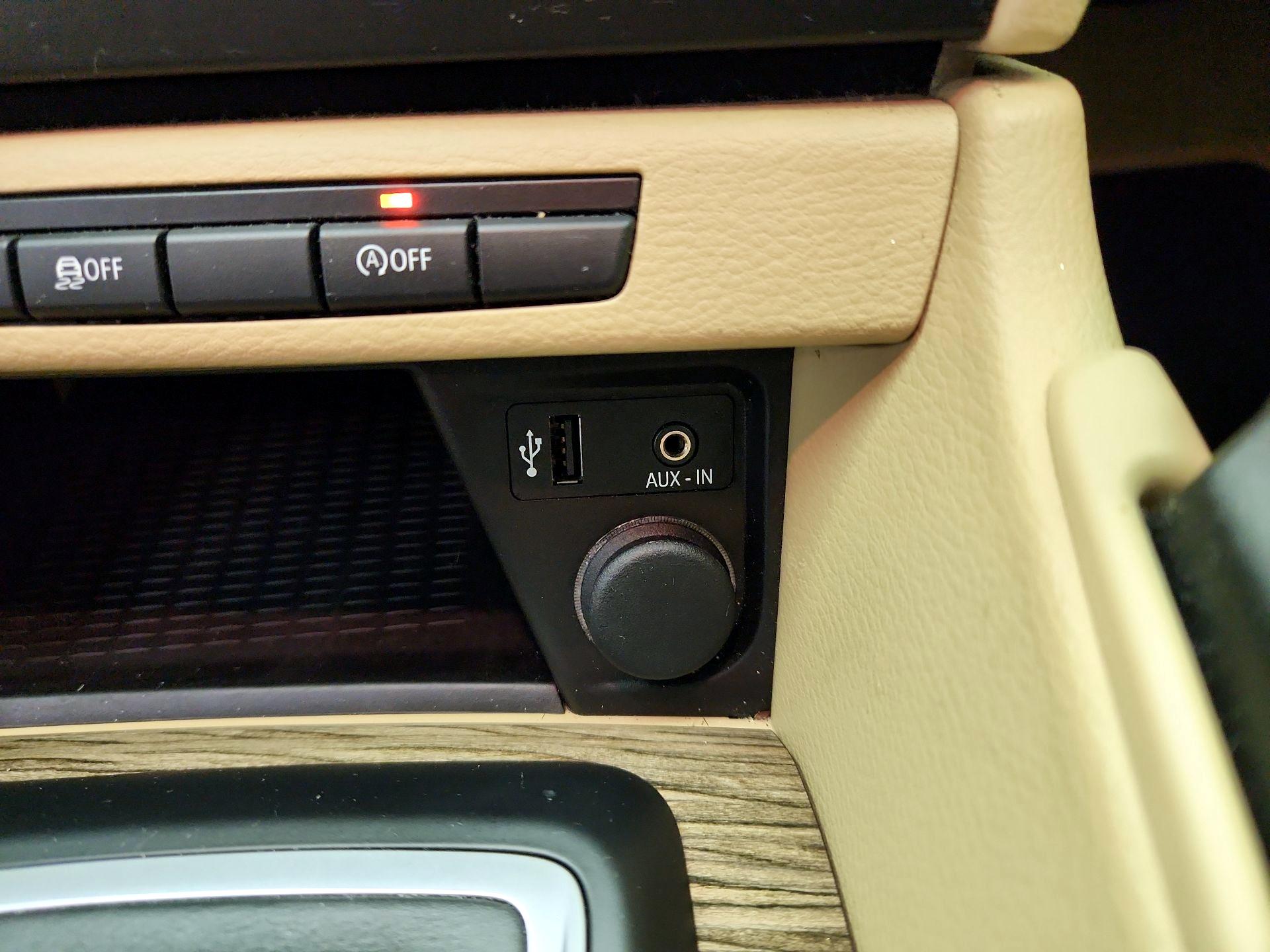 Thumbnail: 2015 BMW X1 - 17